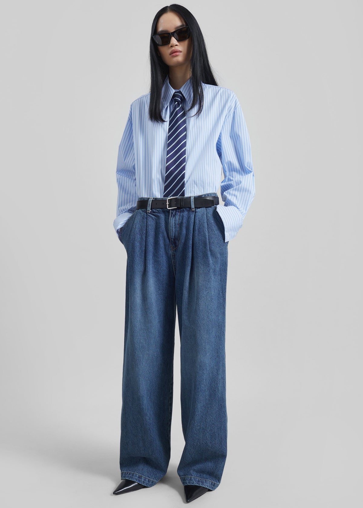 Buxton Pleated Wide Jeans - Medium Wash - 4