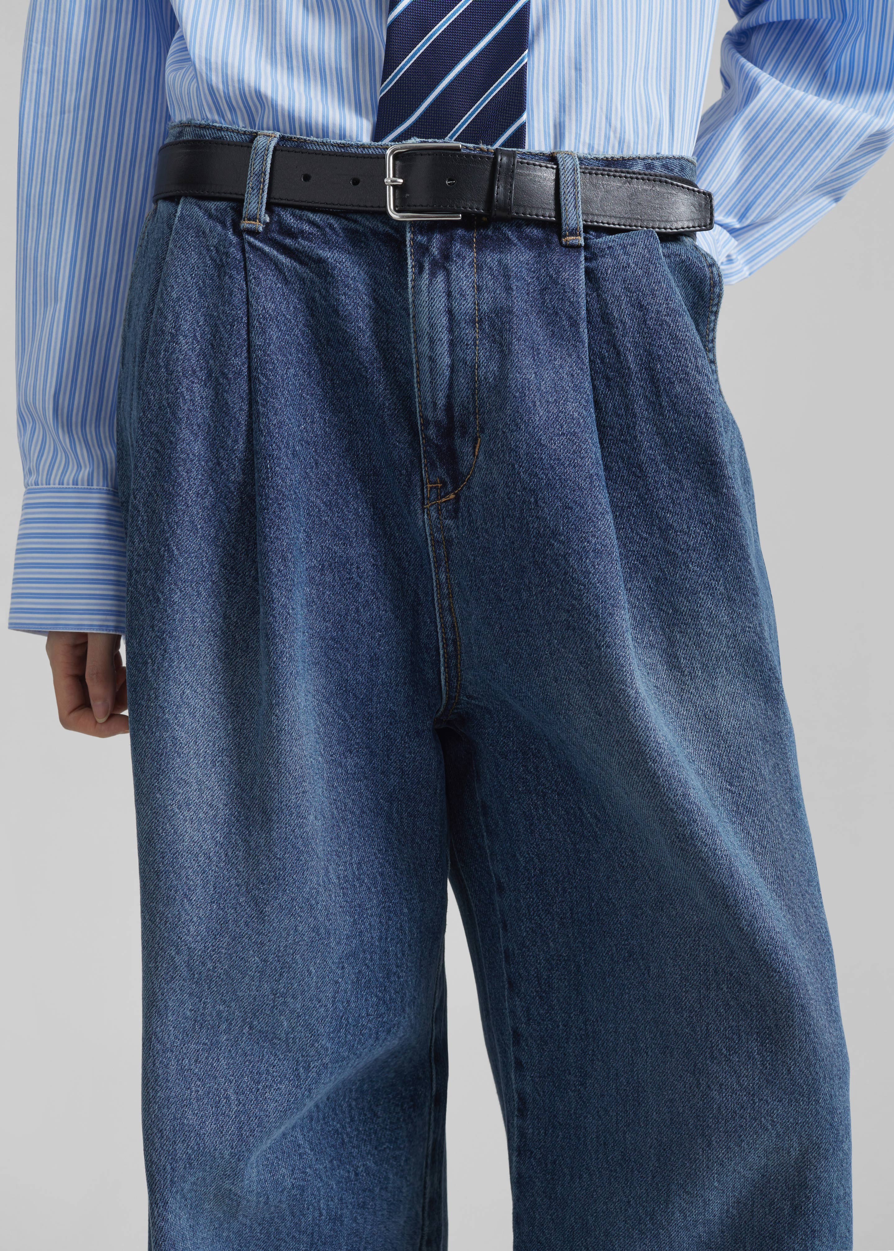 Buxton Pleated Wide Jeans - Medium Wash - 3