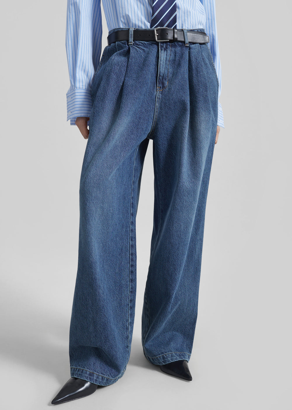 Buxton Pleated Wide Jeans - Medium Wash - 1