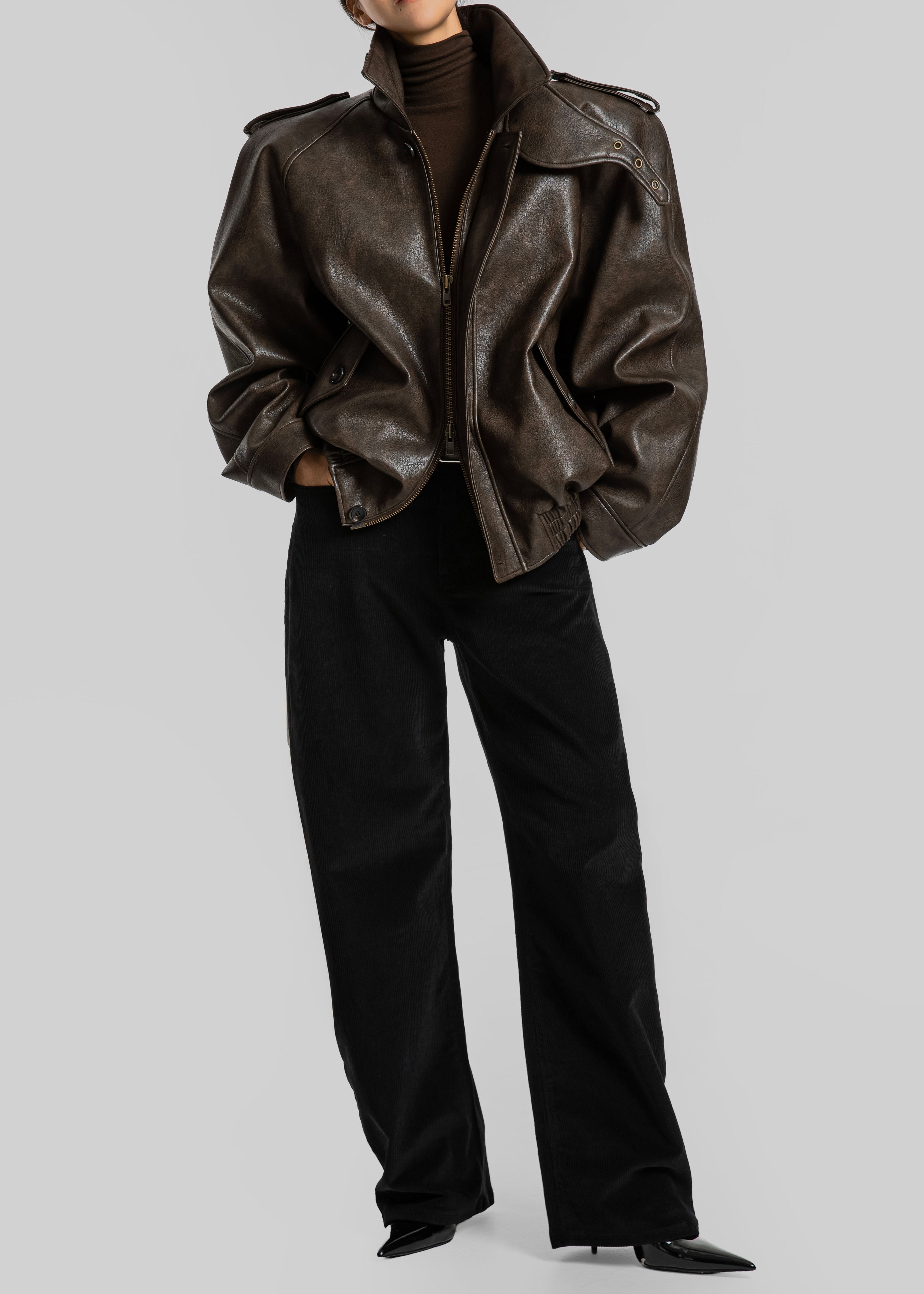 Caistor Corduroy Barrel Leg Pants - Black - 10