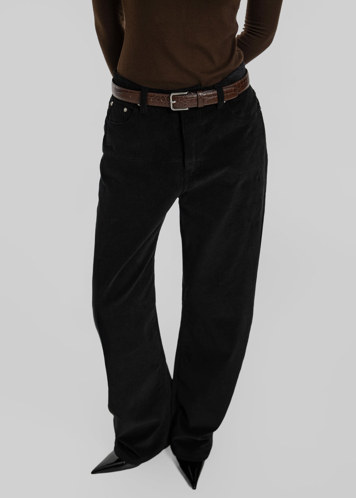 Caistor Corduroy Barrel Leg Pants - Black - 8