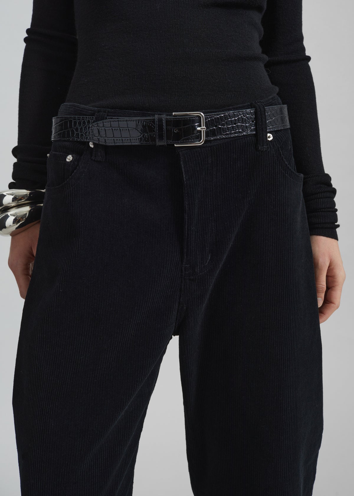 Caistor Corduroy Barrel Leg Pants - Black - 3