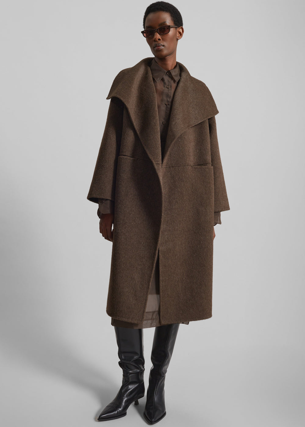 Cheshire Shawl Collar Wool Coat - Brown