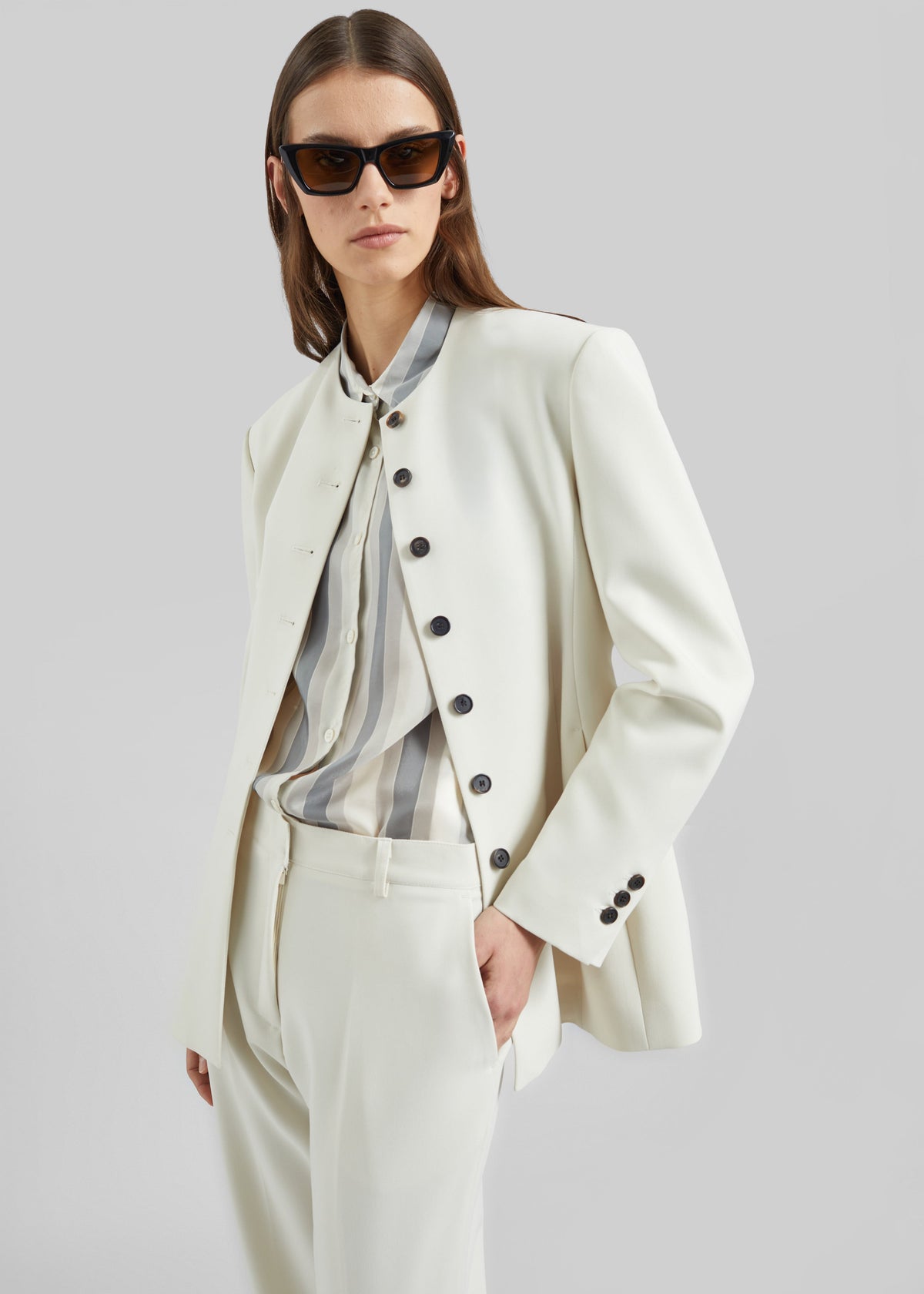 Chesnay Collarless Blazer - Cream - 2