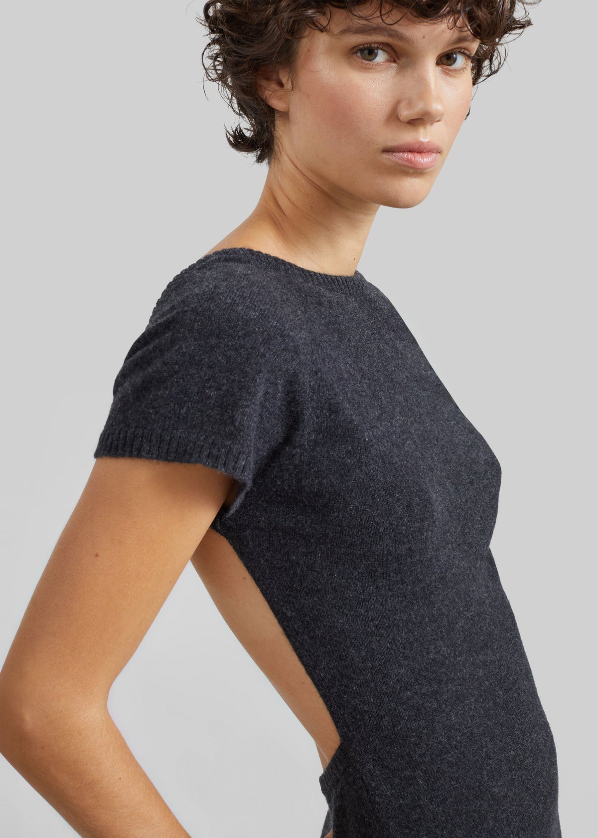 Christopher Esber mini-robe Rae en cachemire - Gris anthracite