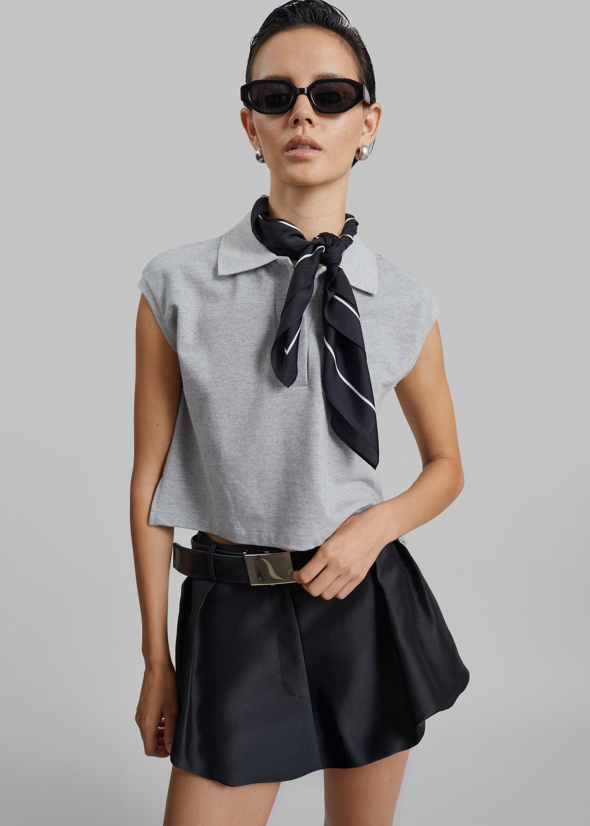 Claira Cropped Sleeveless Polo Top - Light Grey - 2