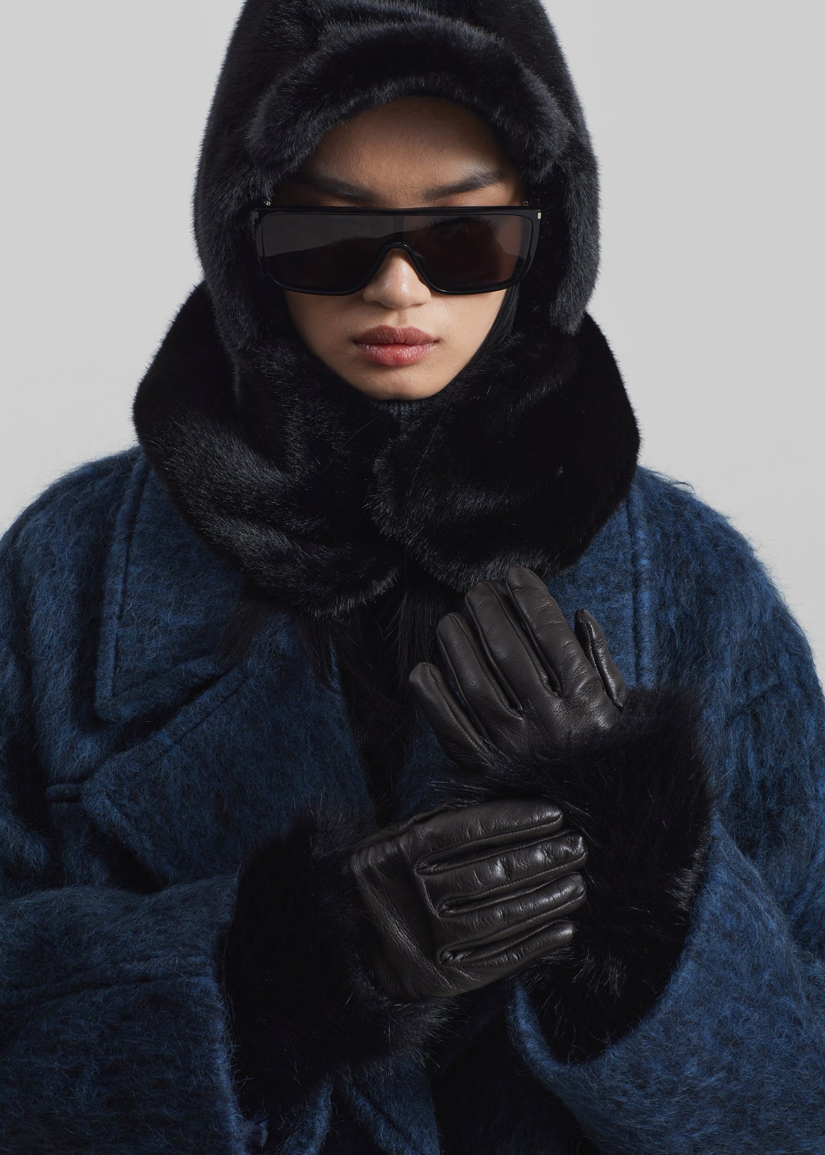 Clara Faux Fur Short Gloves - Black - 3