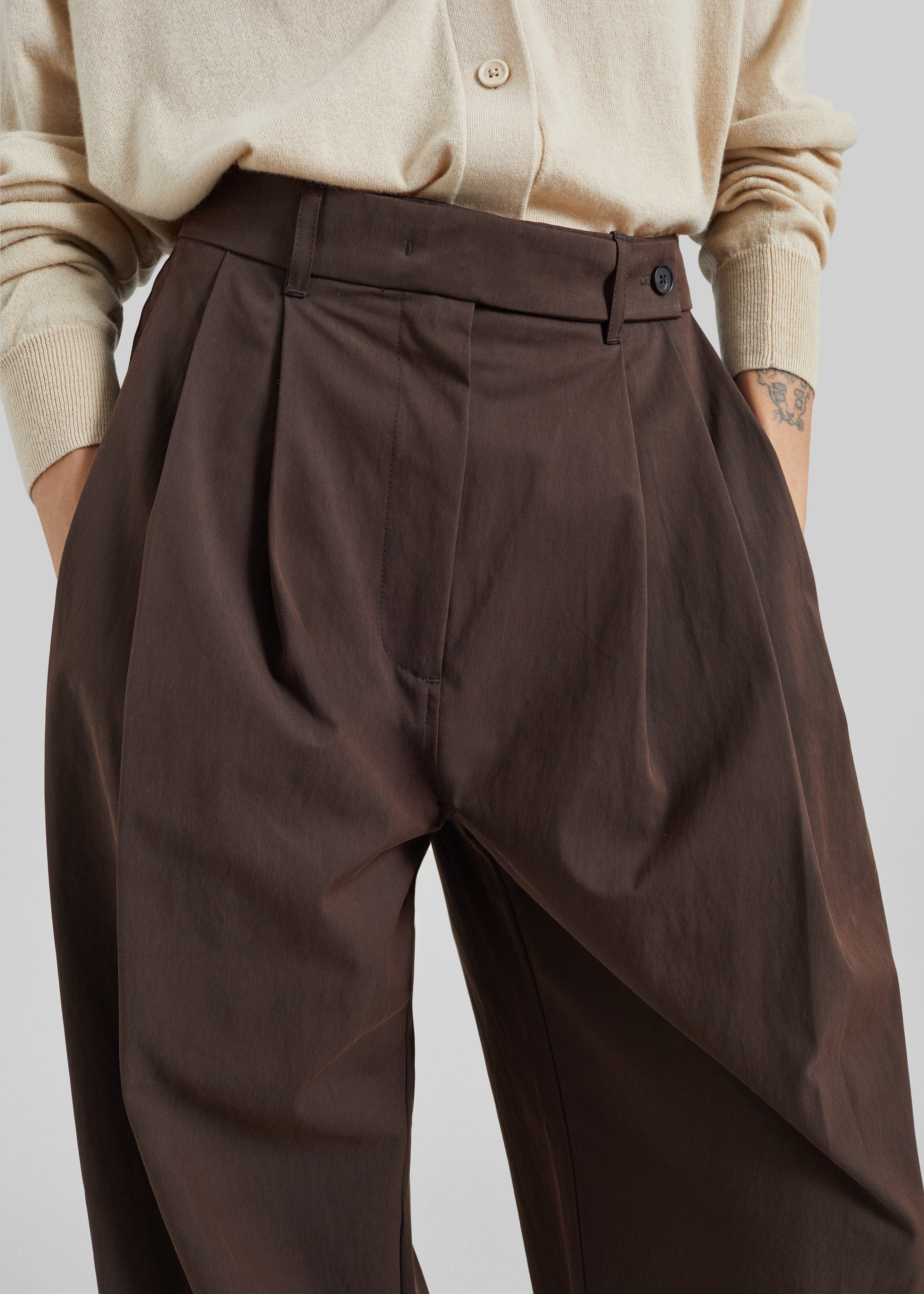CO Pleated Pants - Chocolate - 3