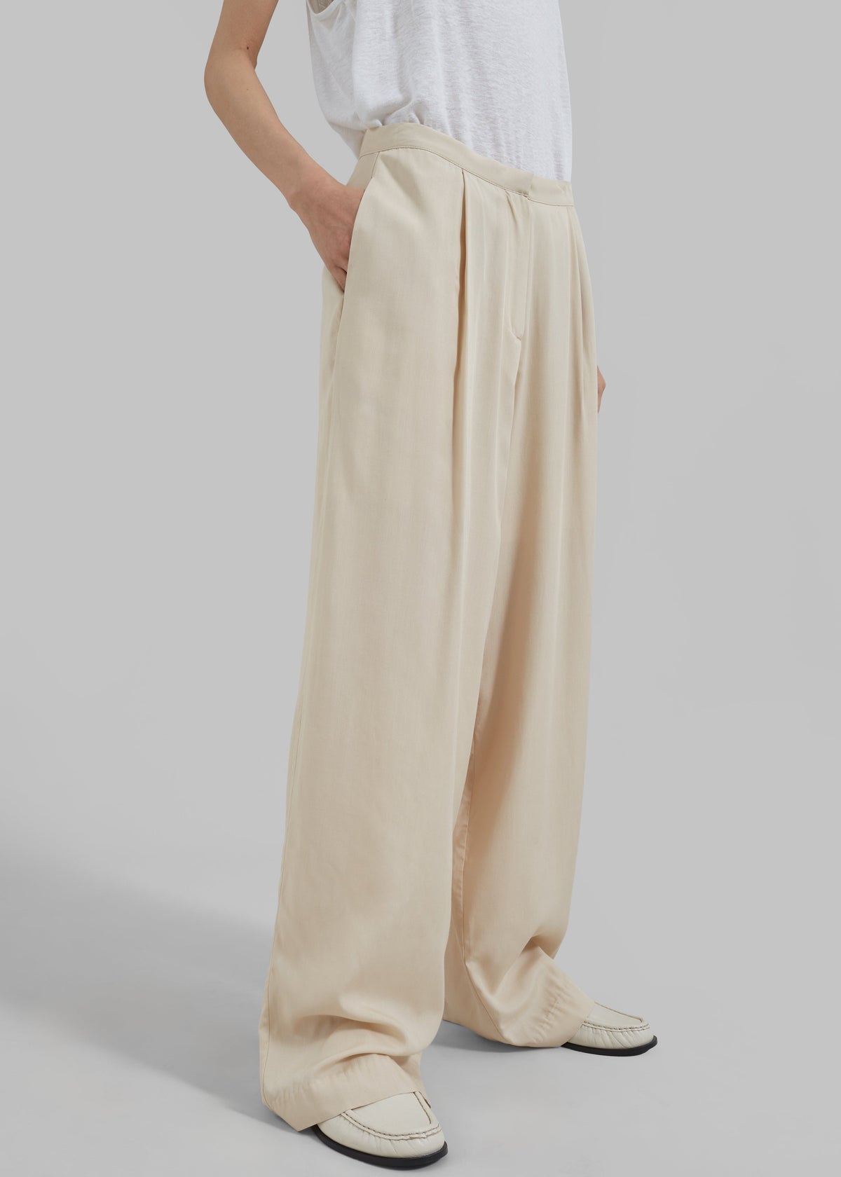 Colyn Trousers - Beige - 2