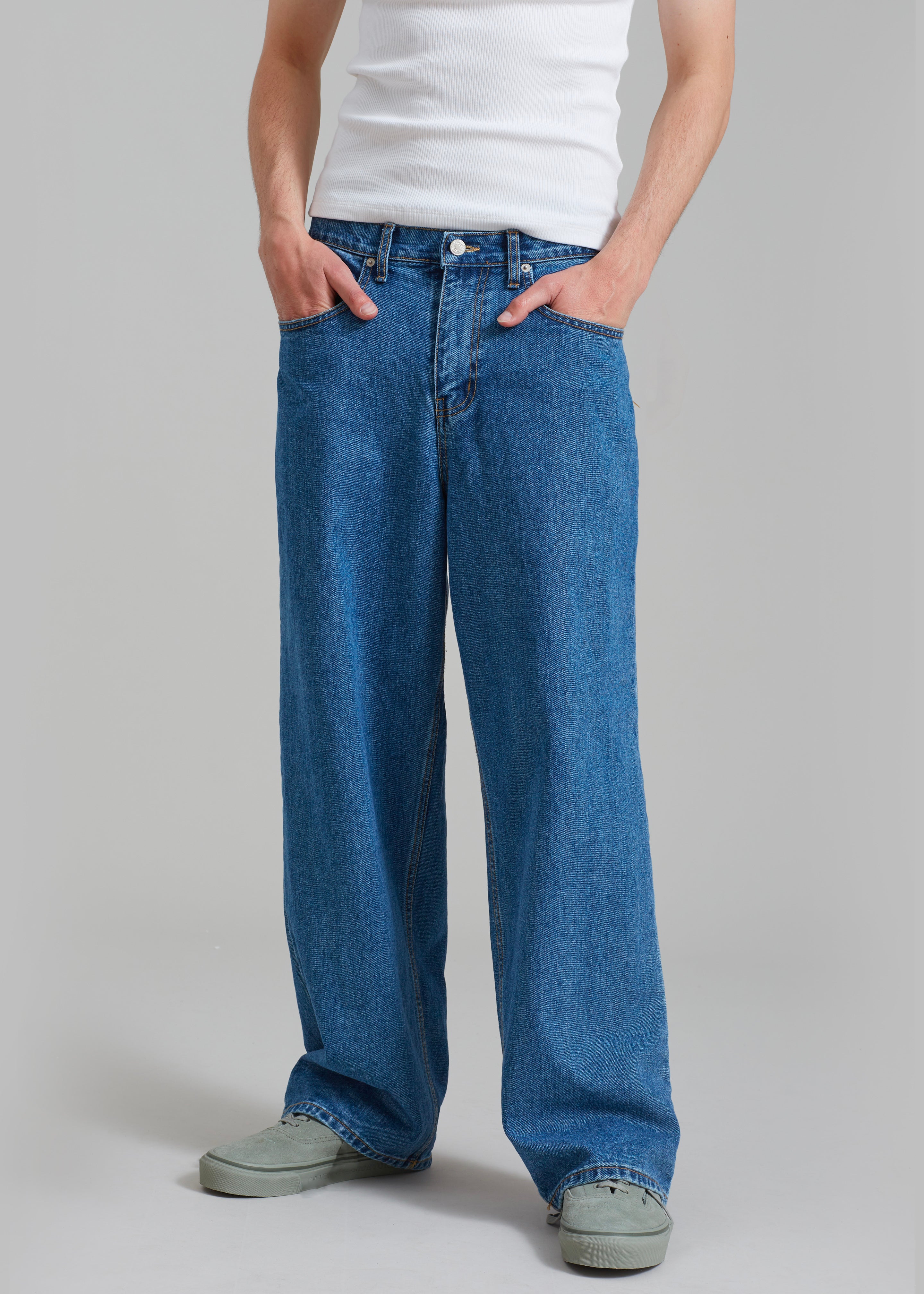 Connor Jeans - Medium Wash - 2
