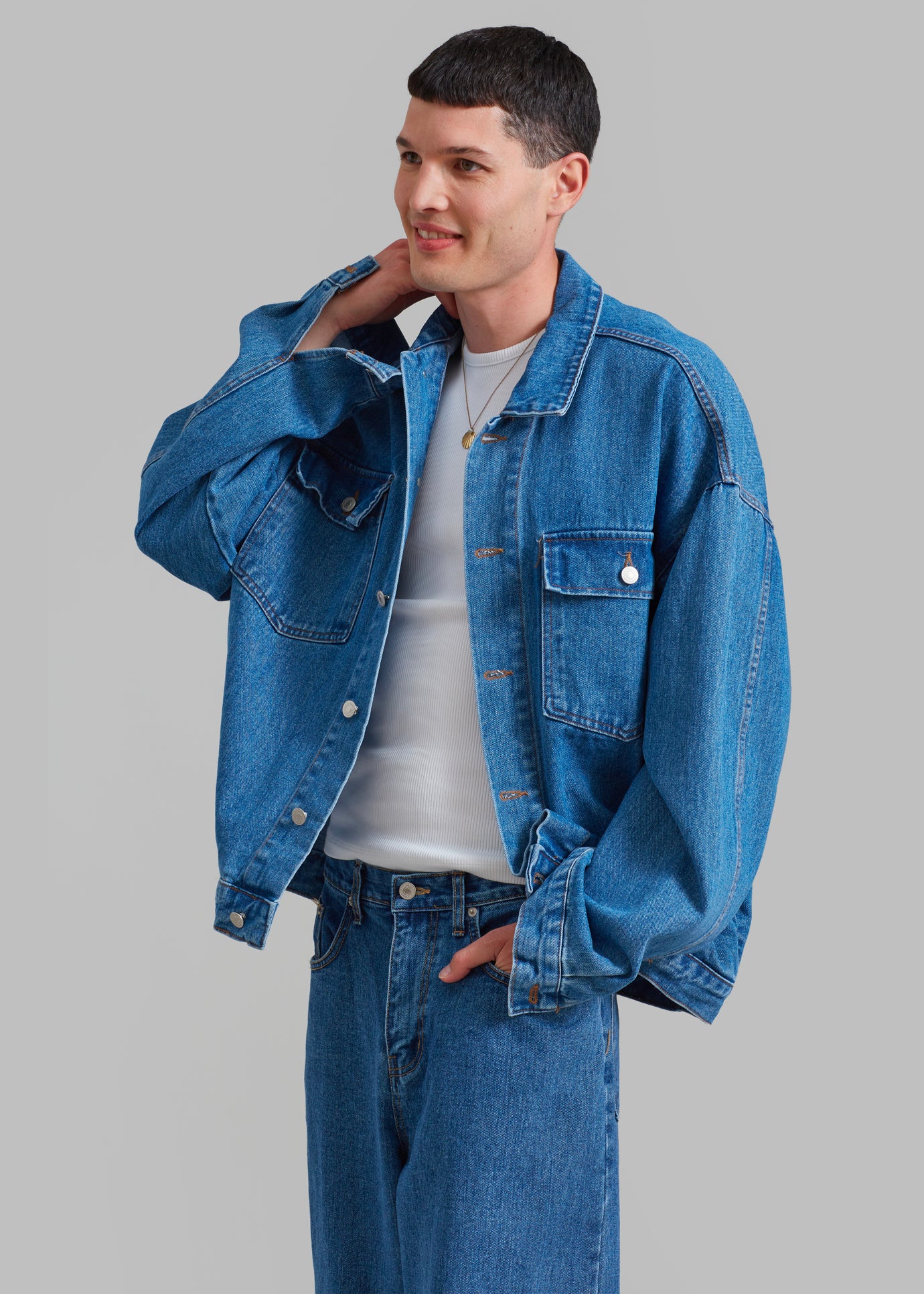 Connor Oversized Denim Jacket - Worn Wash – Frankie Shop Europe