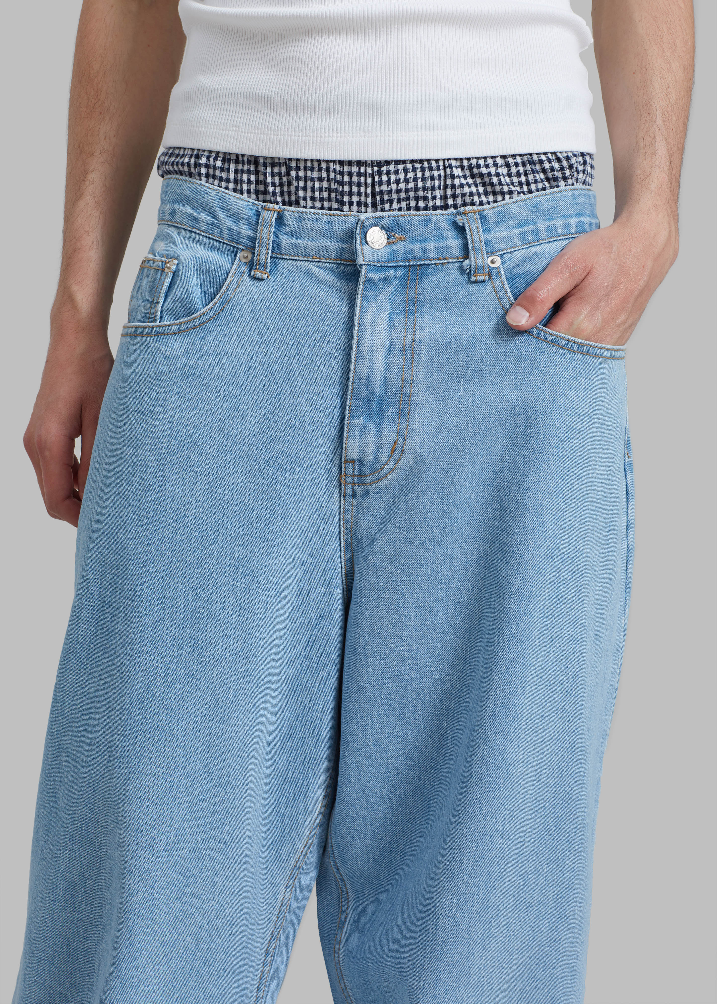 Connor Jeans - Worn Wash - 6