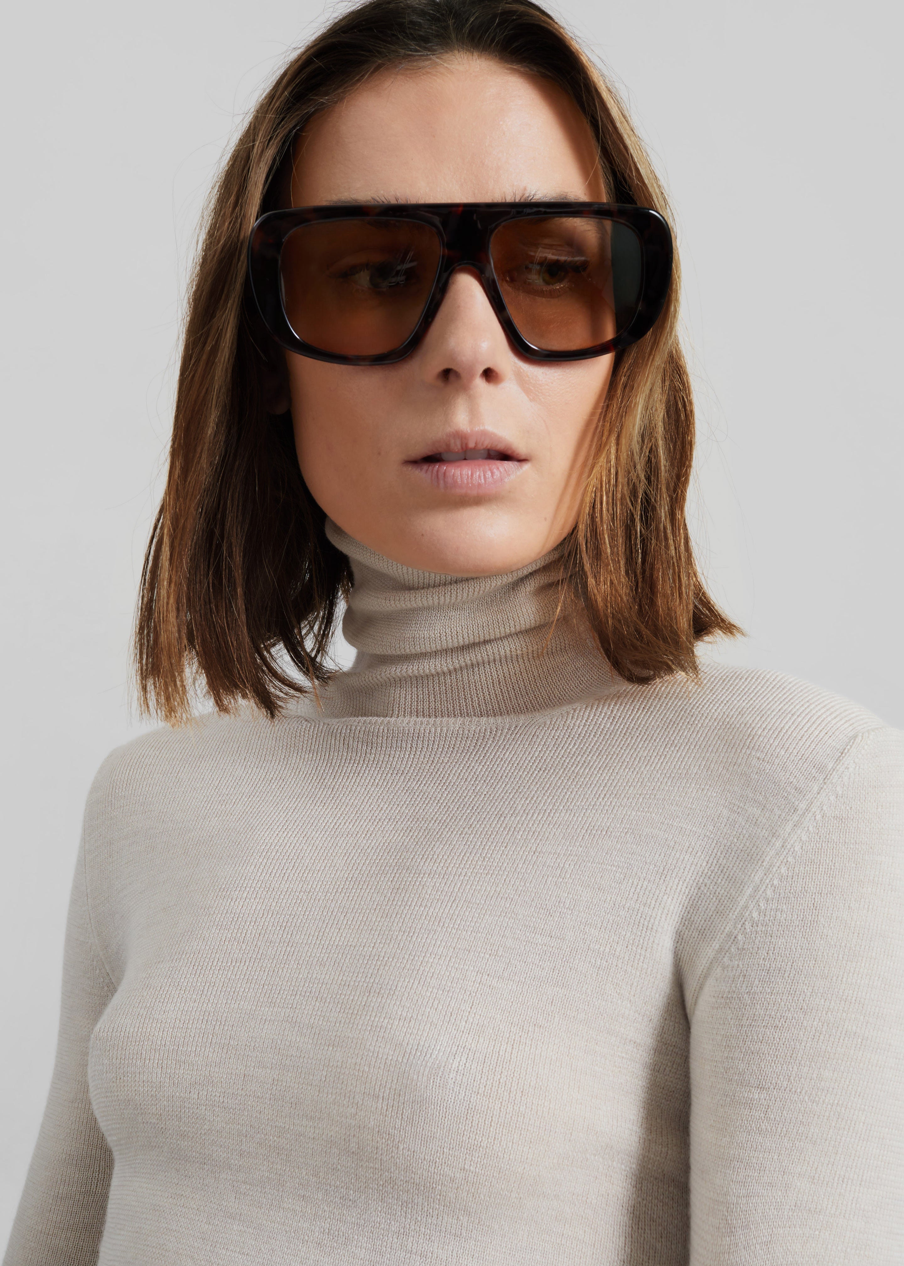 Covert Rib Slim Turtleneck - Beige - 5