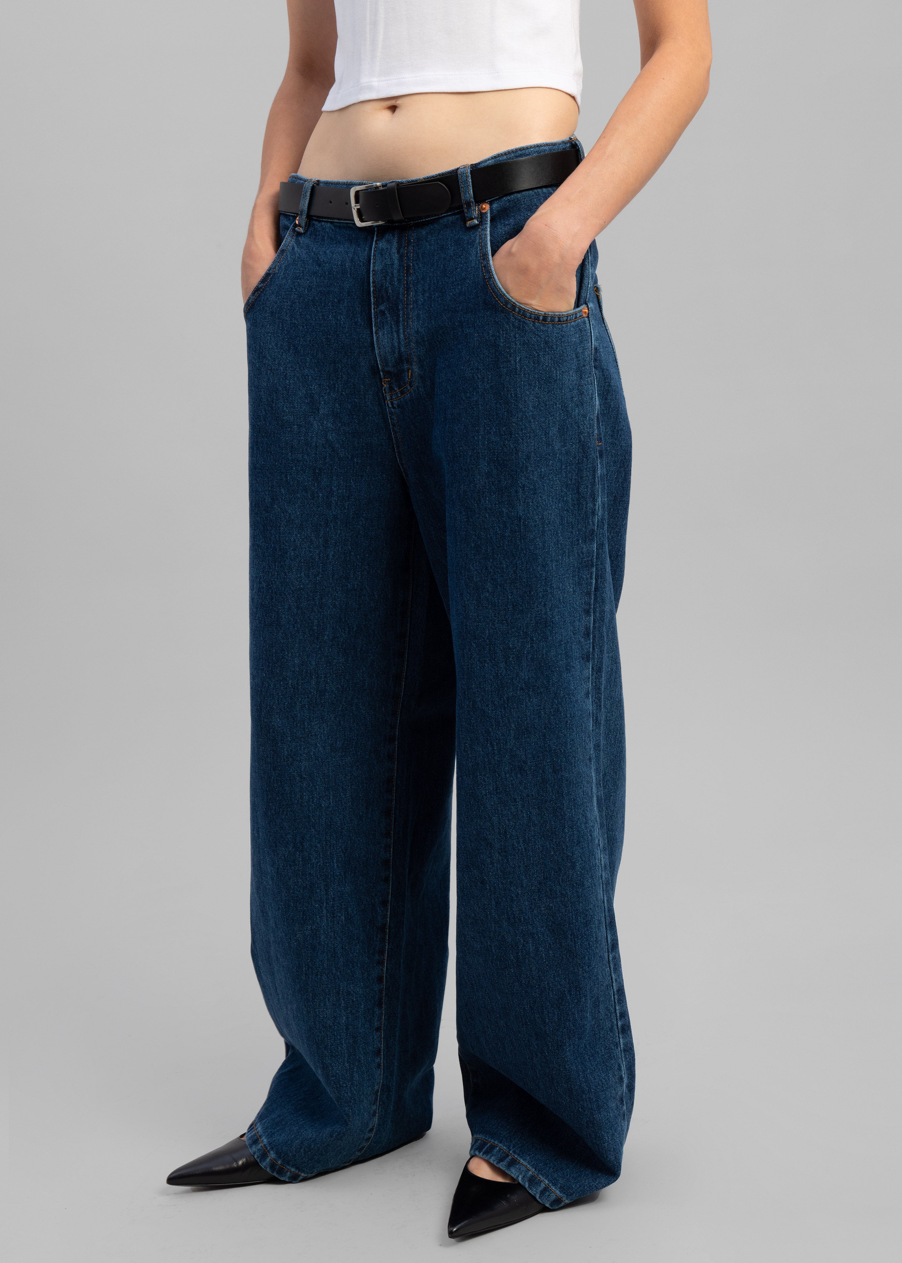 Clemmie Jeans - Dark Indigo – The Frankie Shop Europe Clemmie Jeans - Dark Indigo – The Frankie Shop Europe