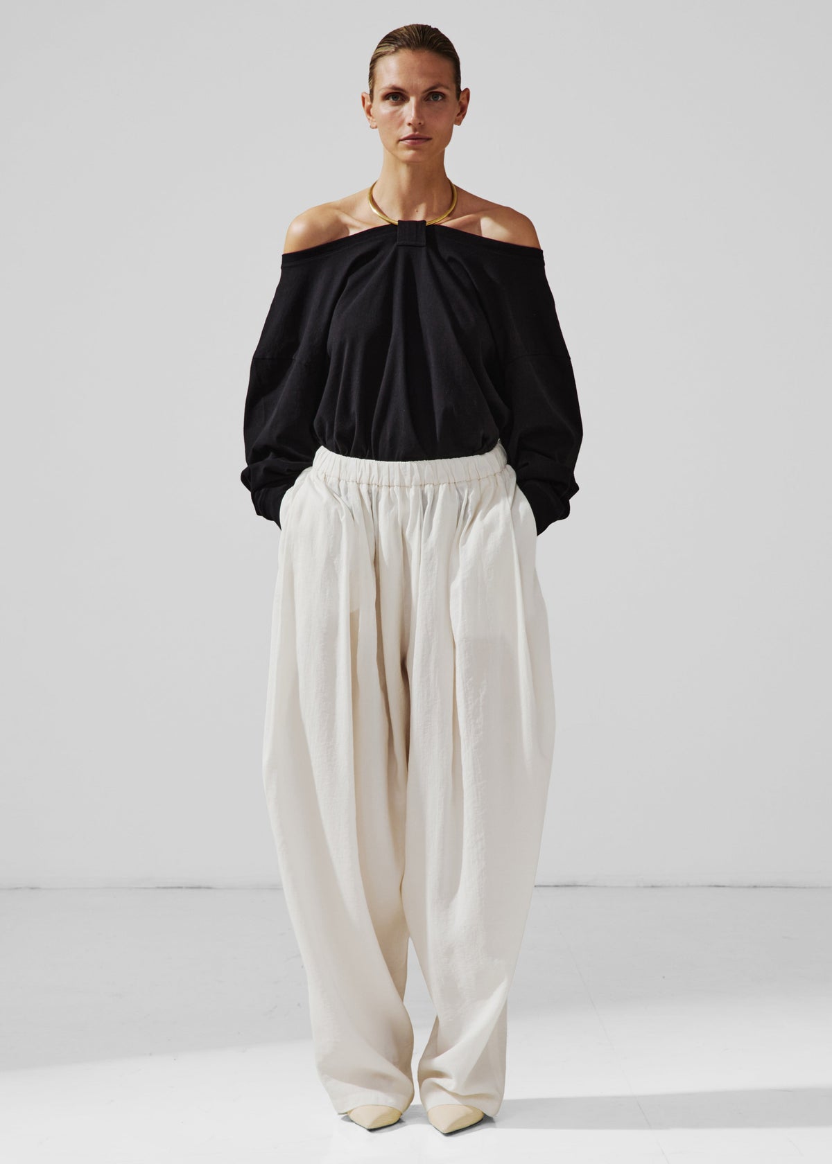 Darkpark Erin Necklace Off-Shoulder Top - Black - 2