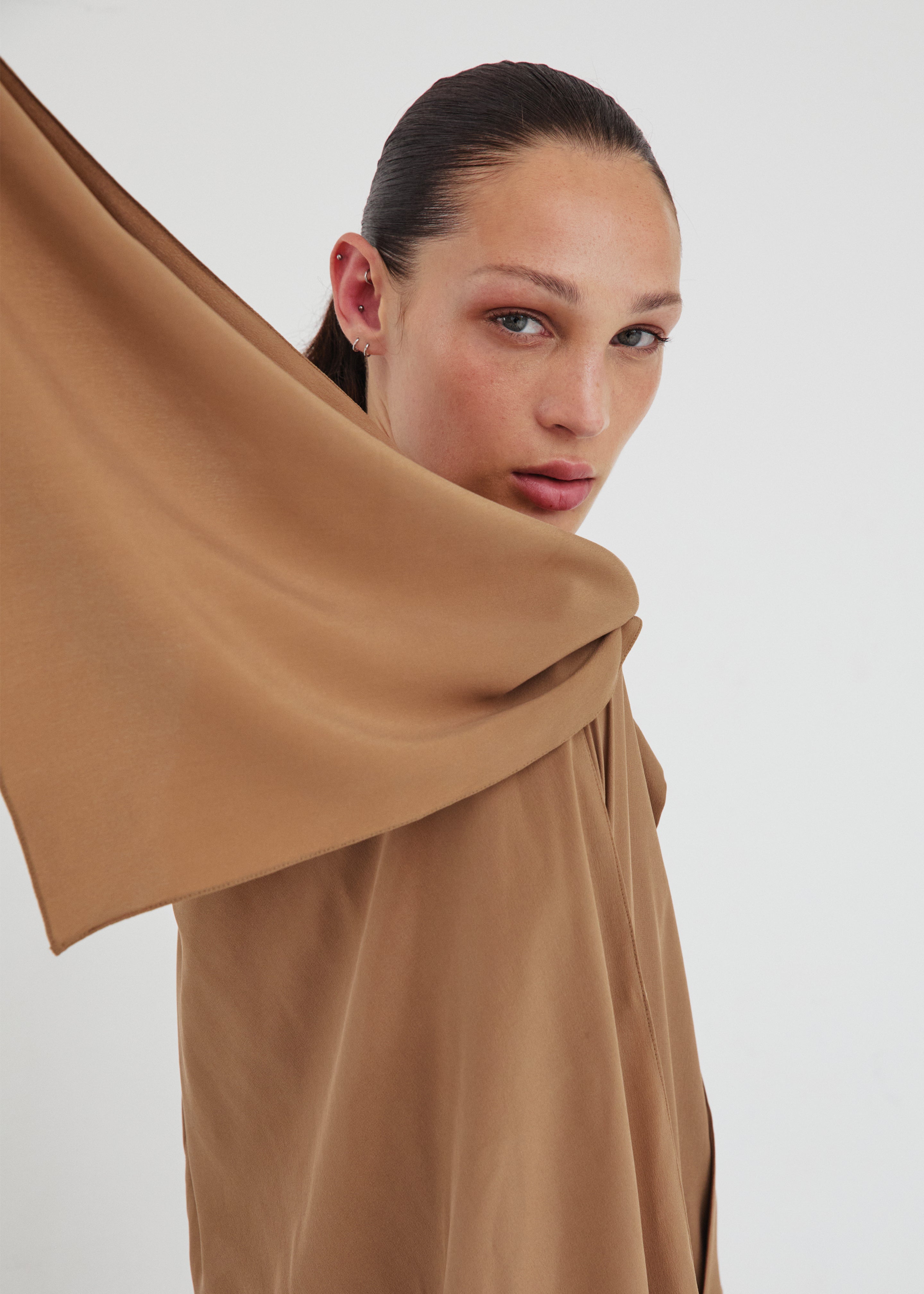Darkpark Georgia Detachable Scarf Silk Shirt - Tobacco - 2