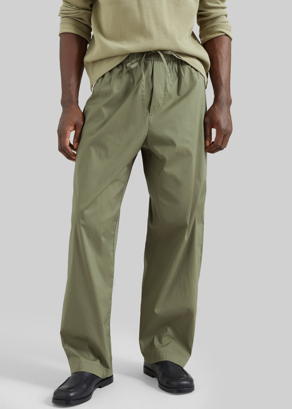 Darkpark Ian Jogger Fit Pants - Military Green - 1