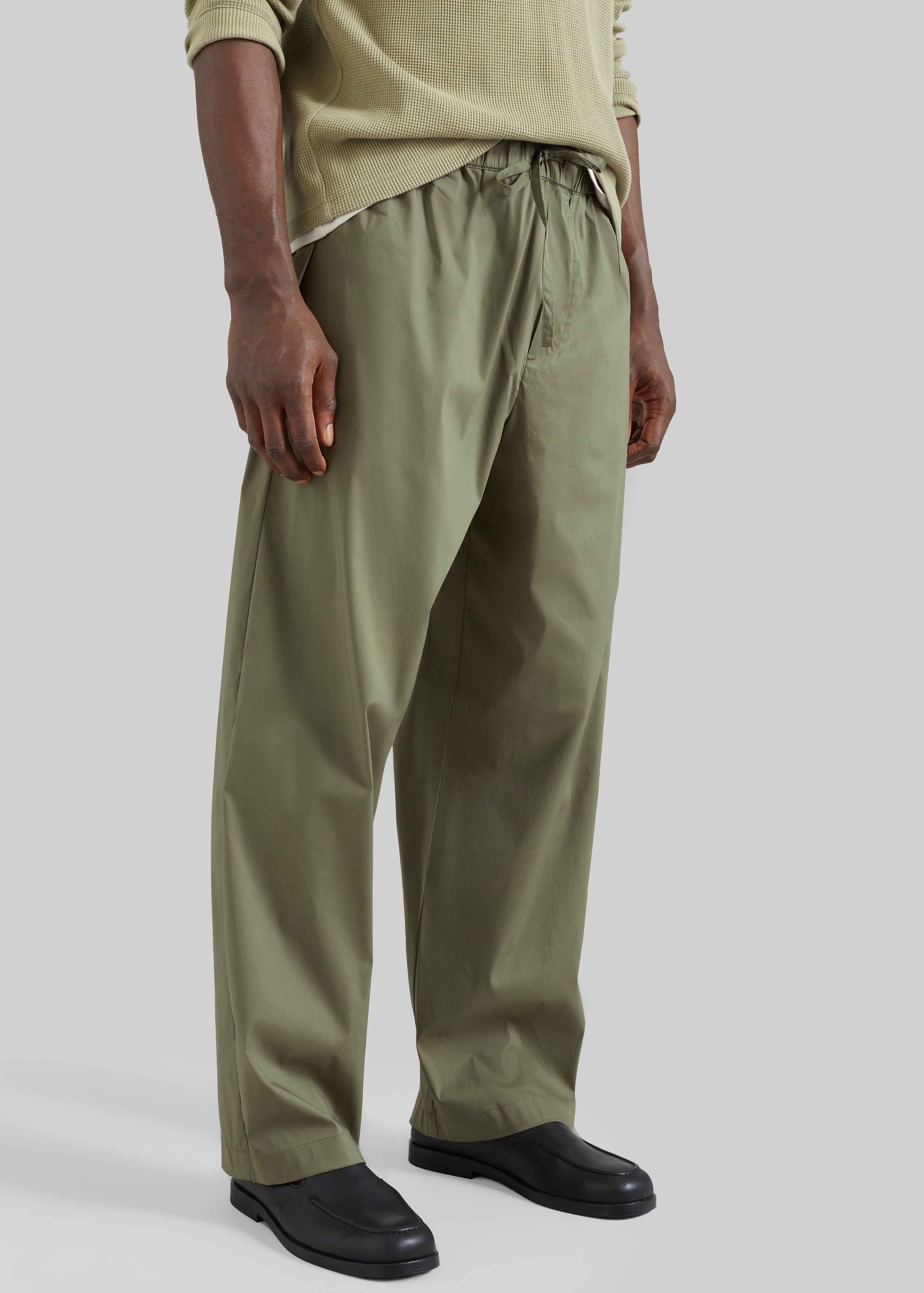 Darkpark Ian Jogger Fit Pants - Military Green - 4