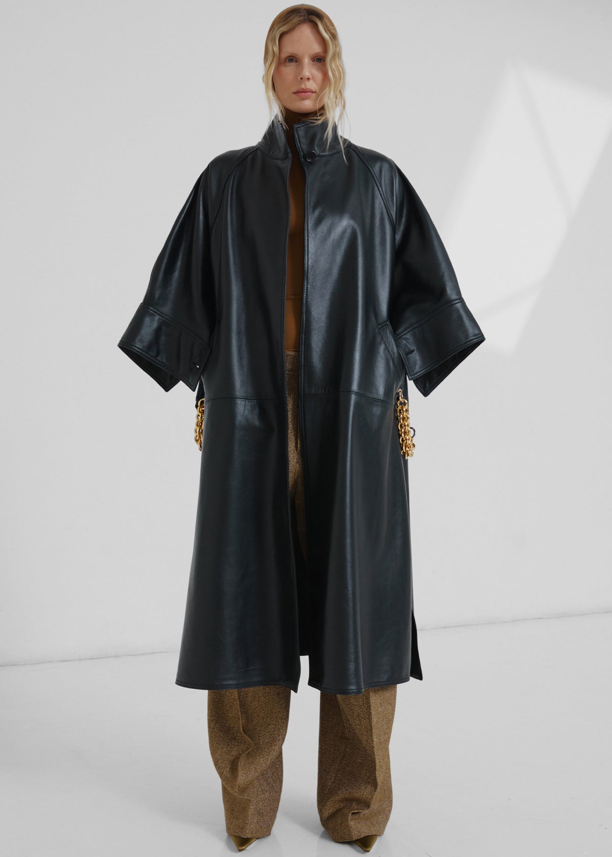 Darkpark Nat Long - Nappa Leather Oversized Cape Coat - Black - 3