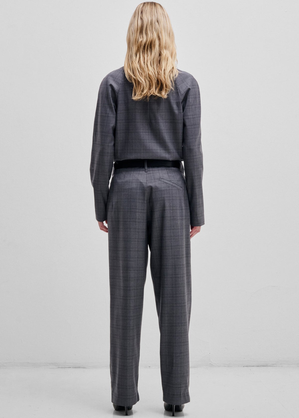 Darkpark pantalon Ronda en laine avec ceinture en cuir - Gris foncé - 4