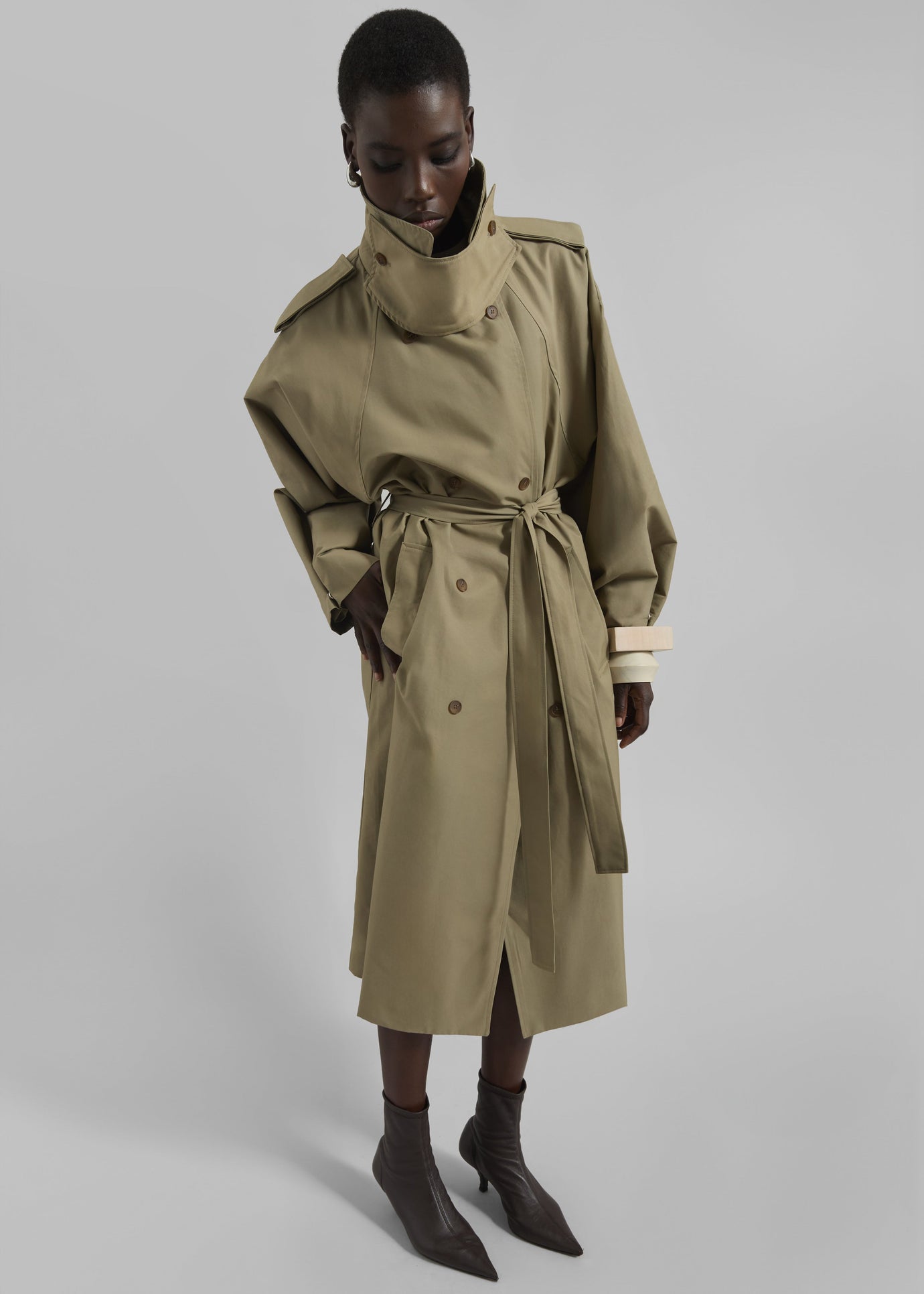 Davos Trench Coat - Pale Olive