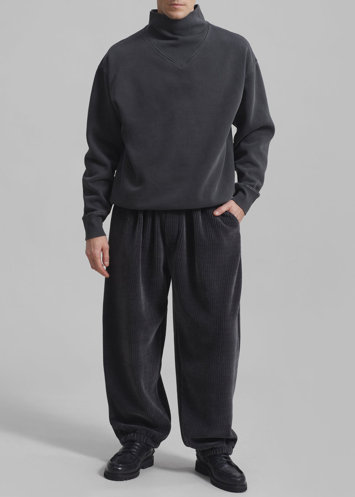 Declan Corduroy Pants - Charcoal - 3