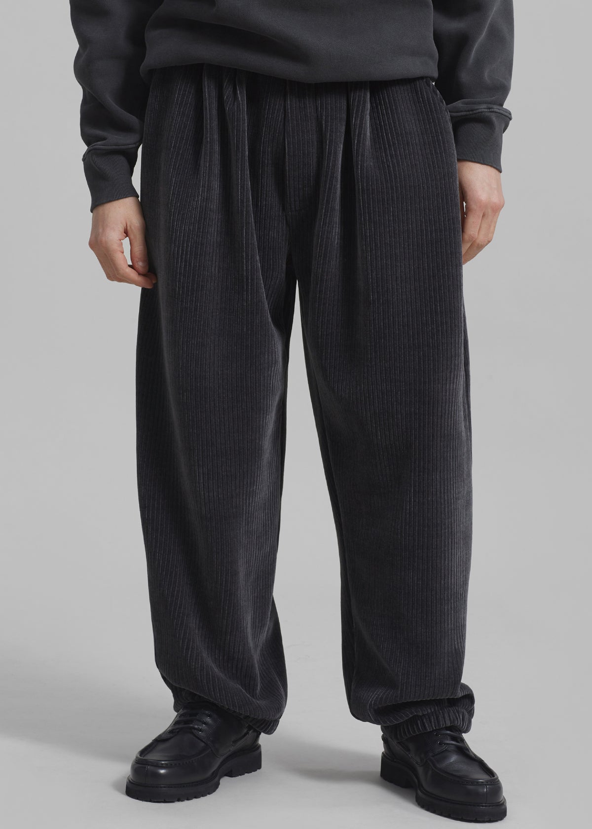Declan Corduroy Pants - Charcoal - 4