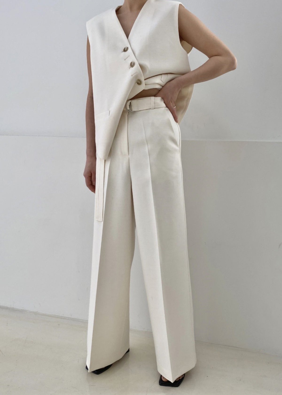 Delphi Vest - Cream - 9