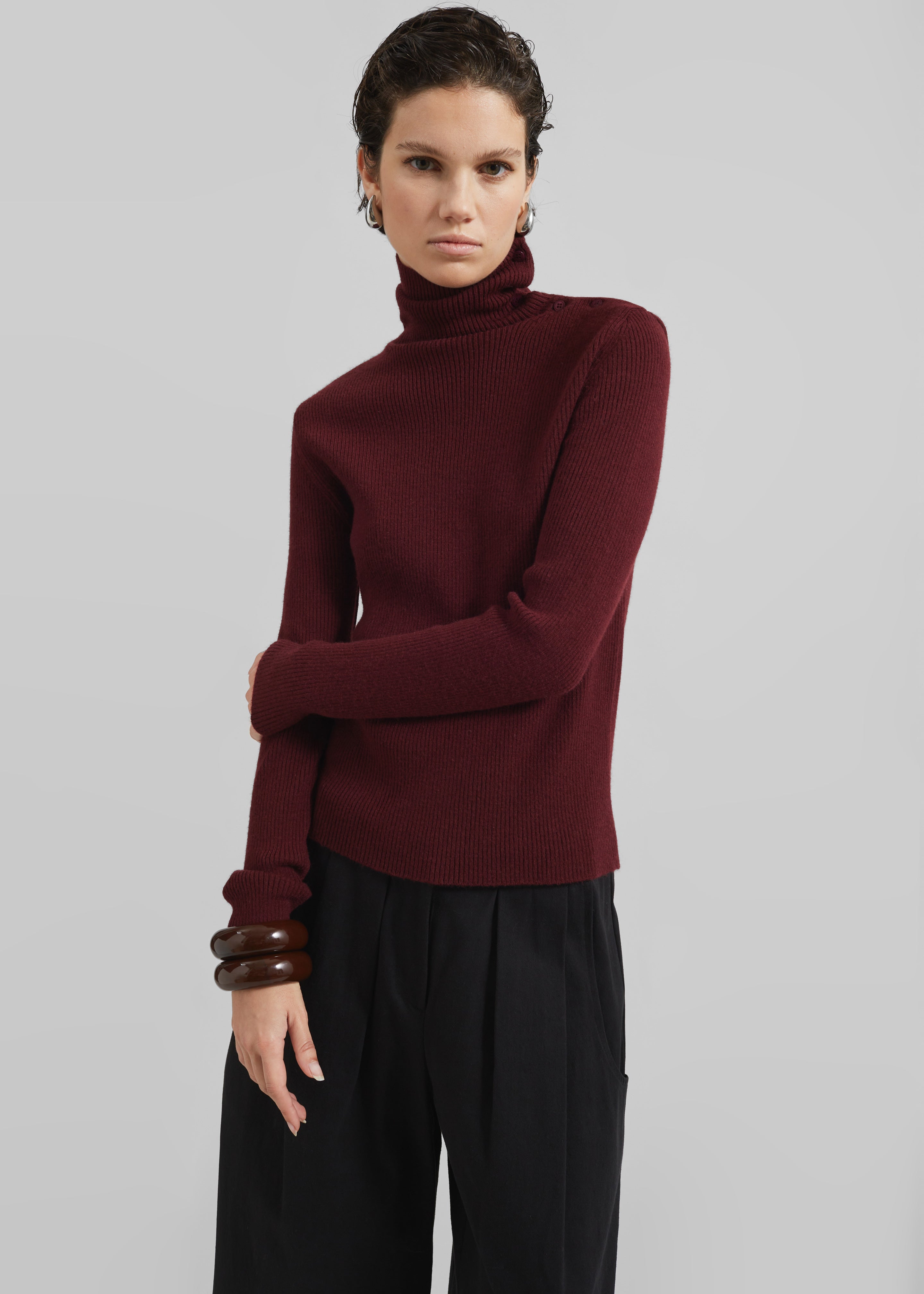 Devar Turtleneck Sweater - Burgundy - 1