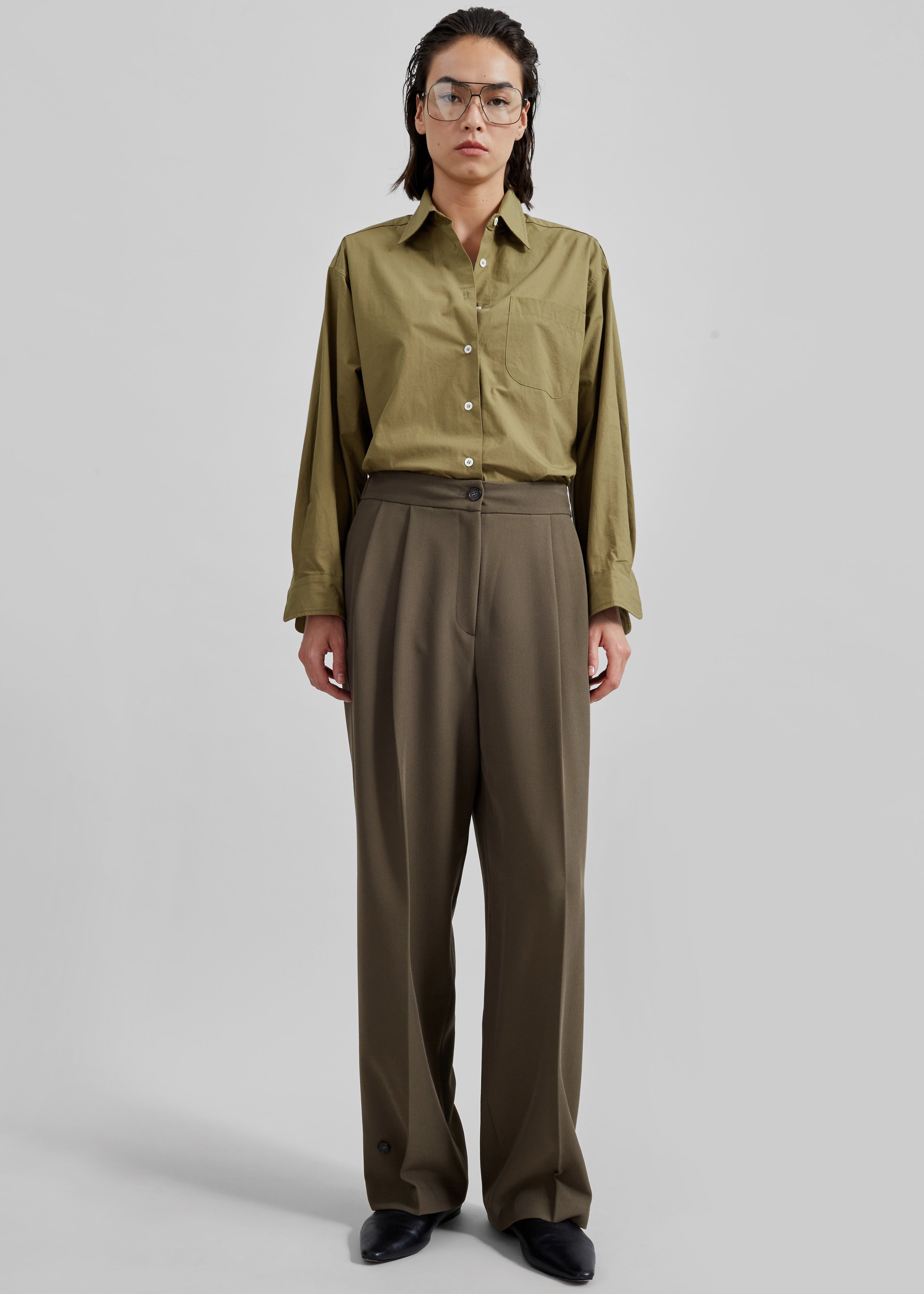 Dina Pleated Trousers - Khaki - 9