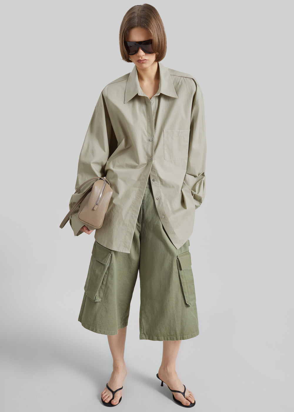 Dorva Cargo Bermuda Shorts - Pale Olive - 1