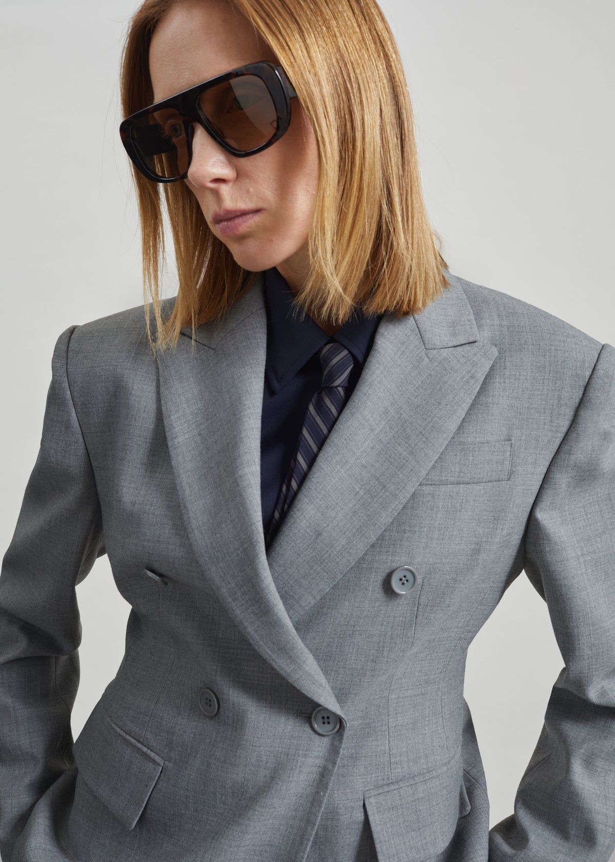 Doyer Cinched Blazer - Light Grey - 3