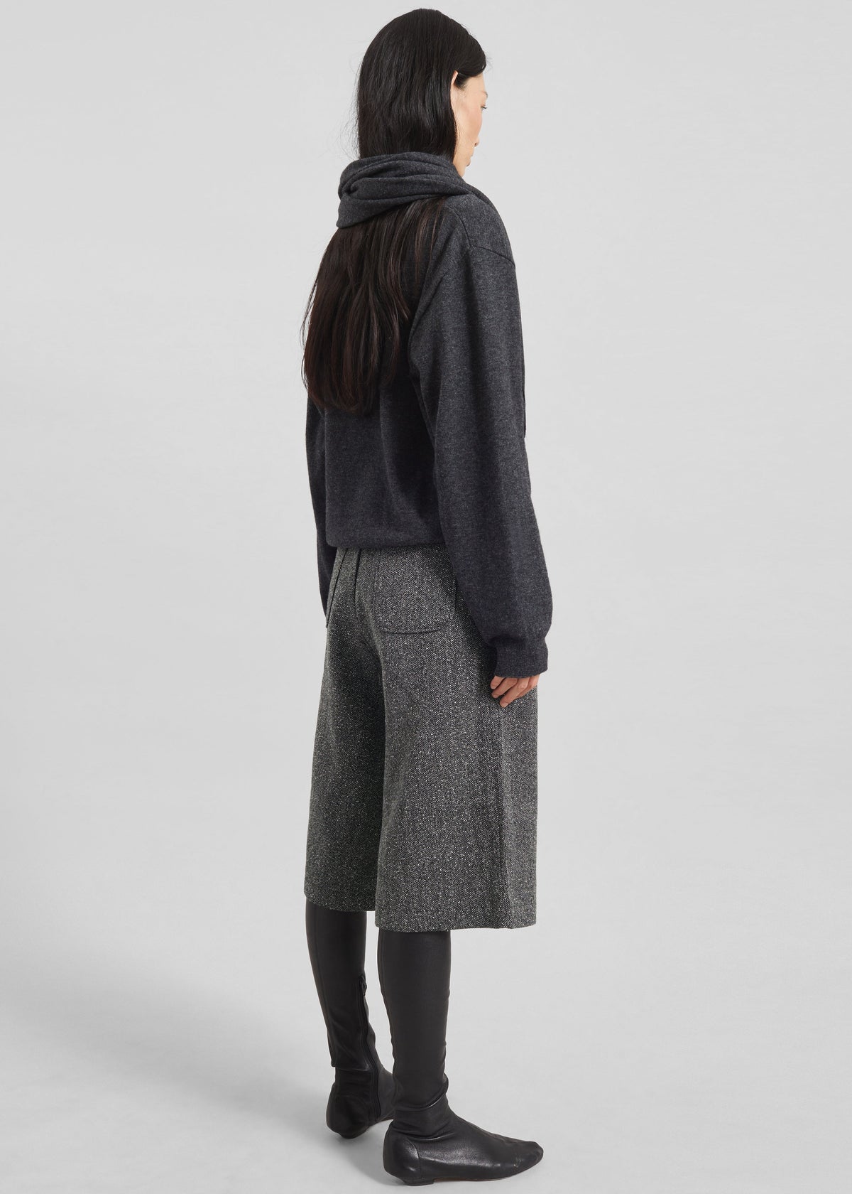 Dunley Bermuda Shorts - Charcoal Melange - 8