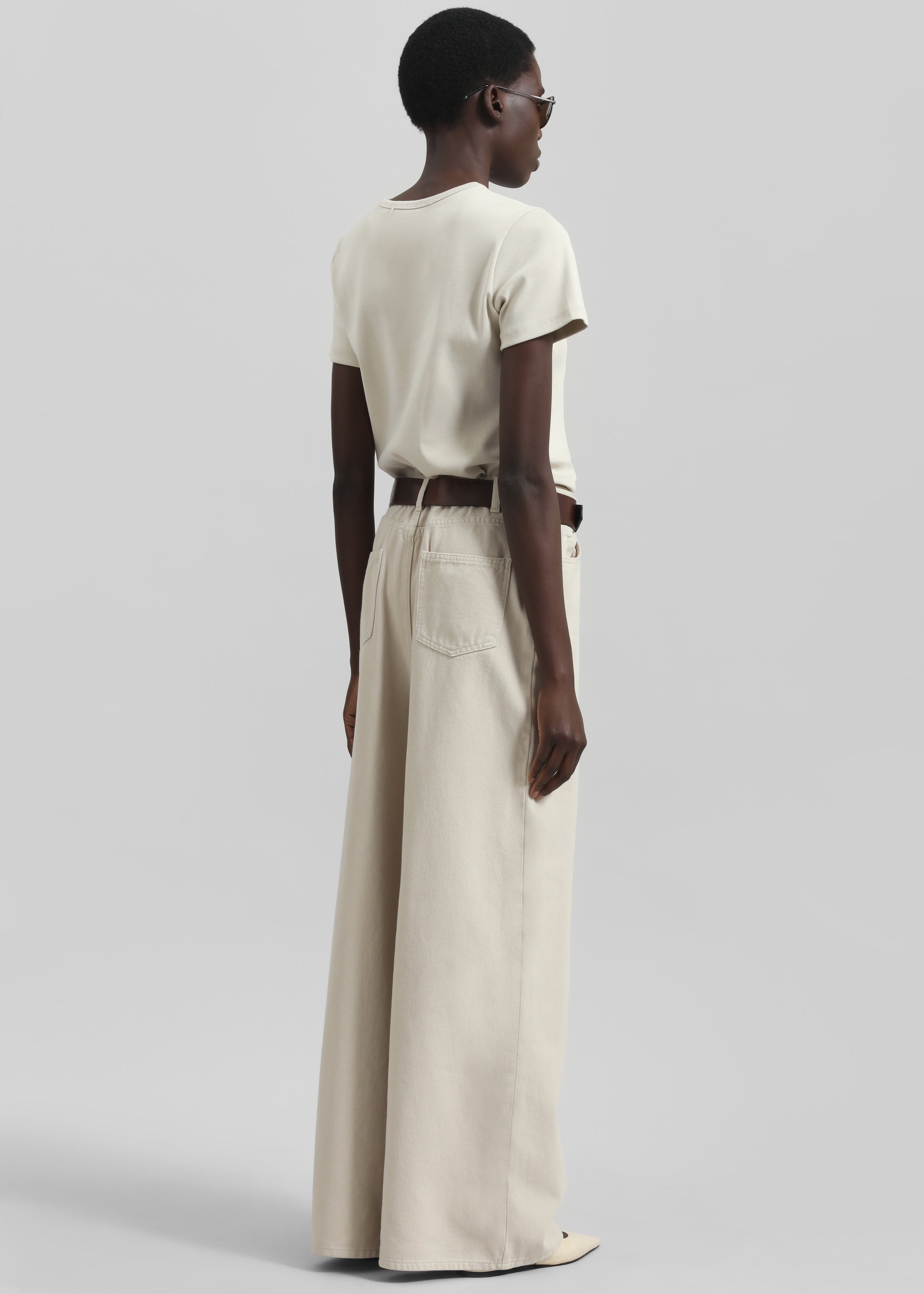 Eben Tee - Light Beige - 4