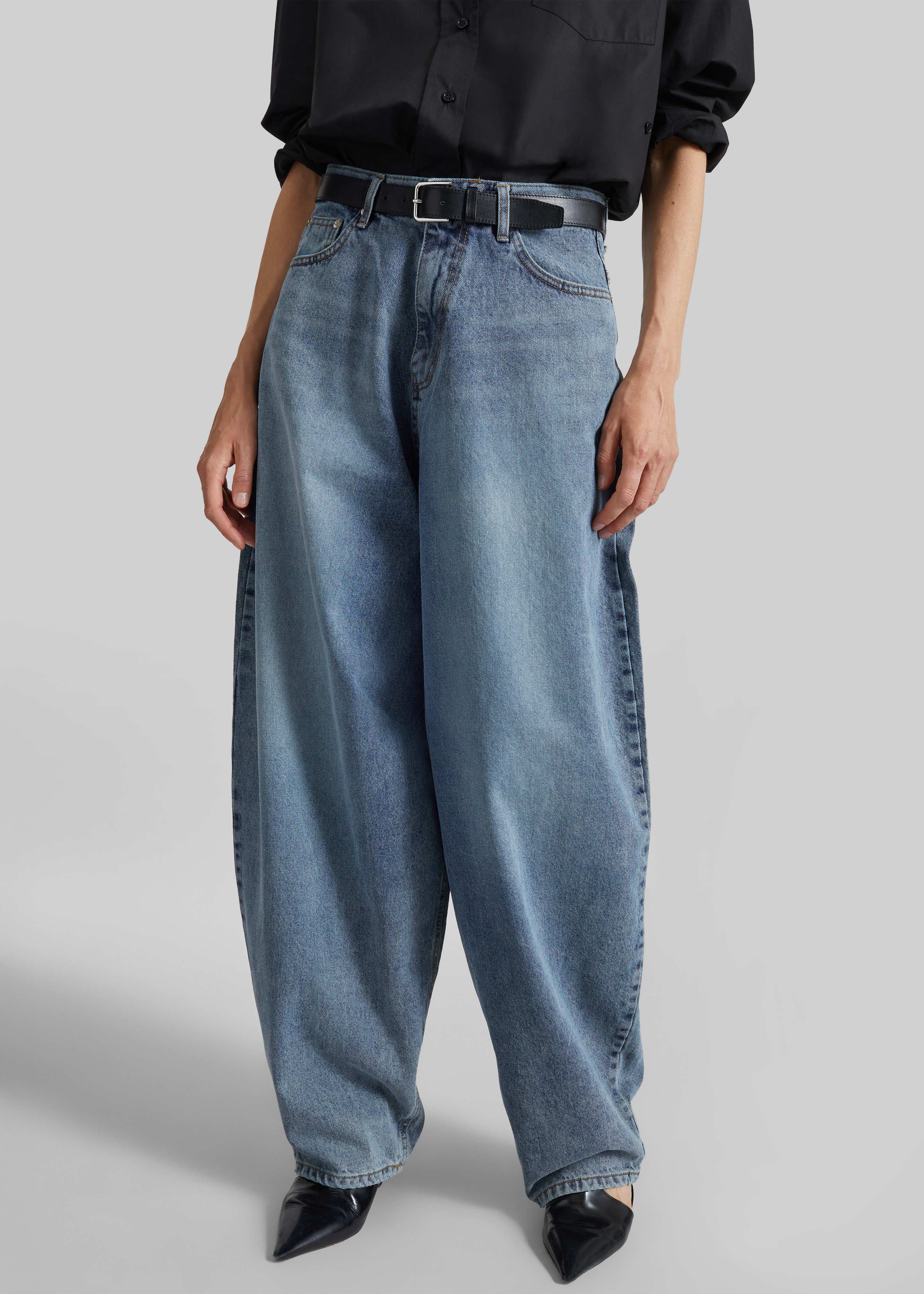 Elga Barrel Leg Jeans - Medium Wash - 2