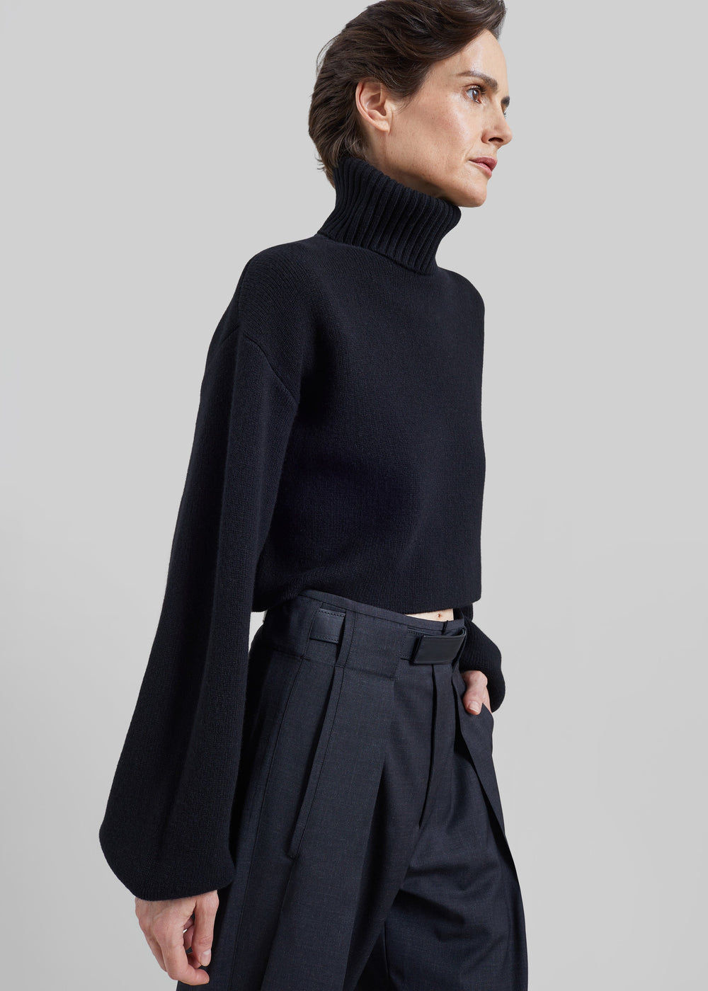 Maglione dolcevita Elly con maniche a palloncino - Nero