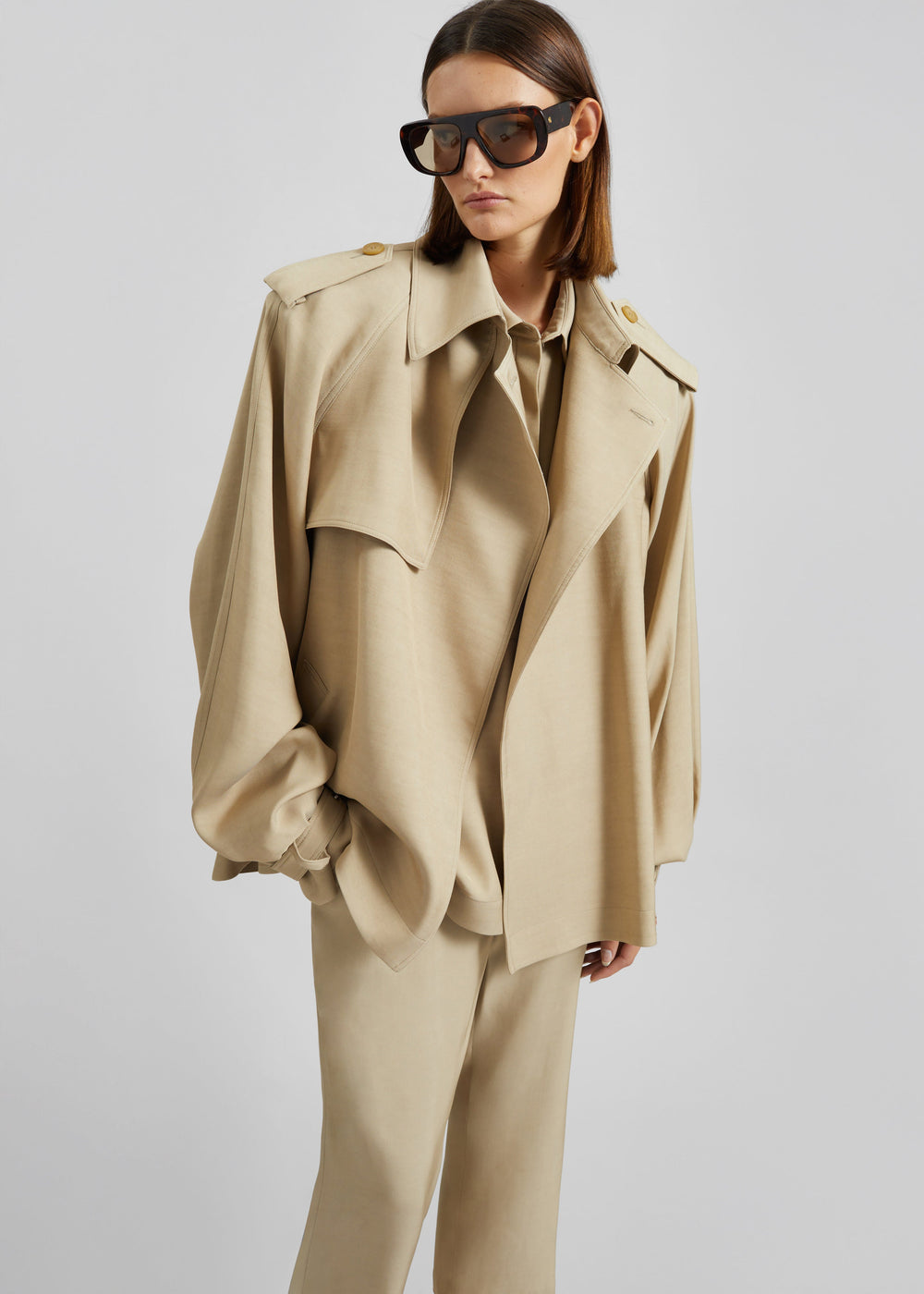 Elva Fluid Short Trench - Beige - 1