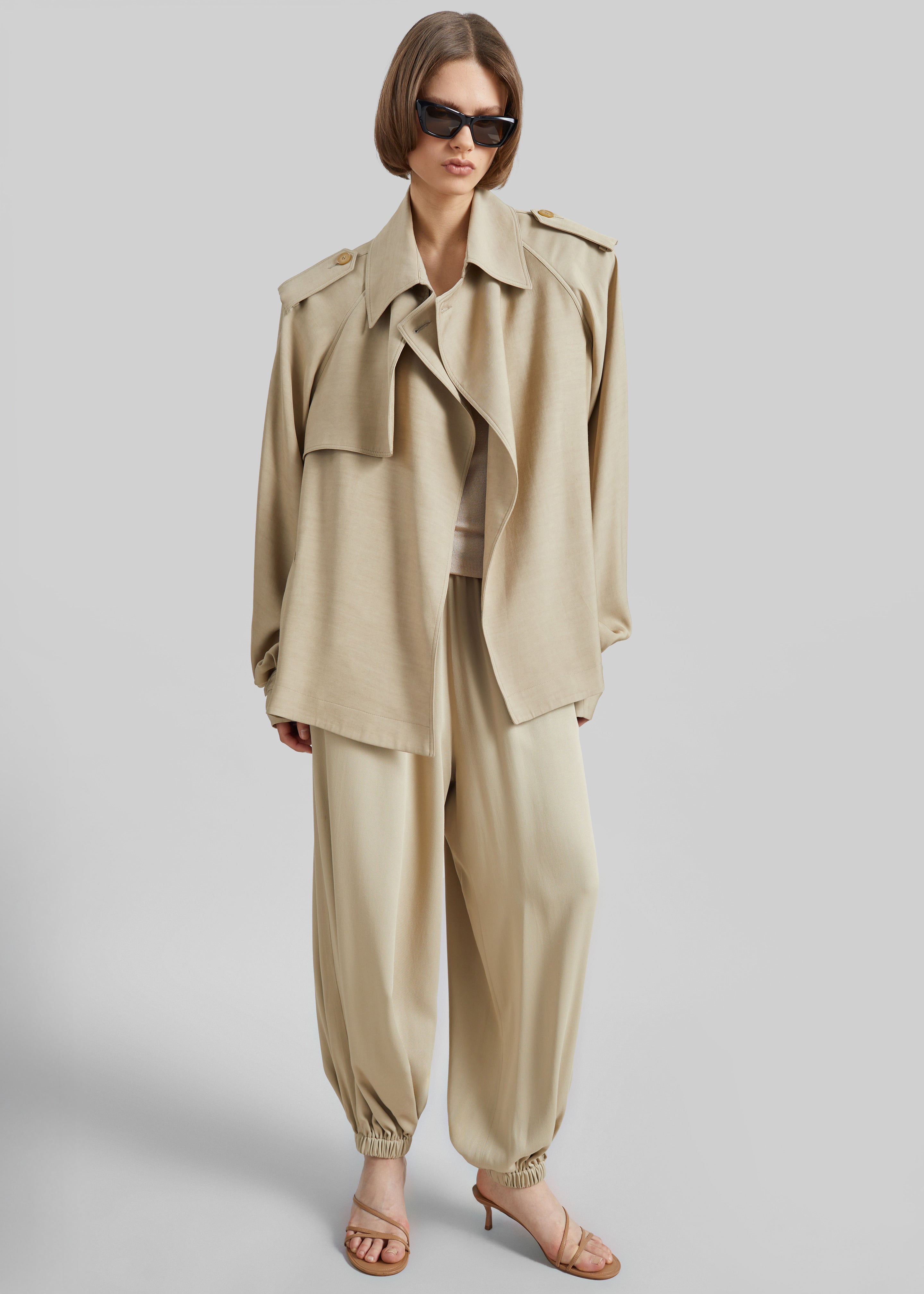 Elva Fluid Short Trench - Beige - 6