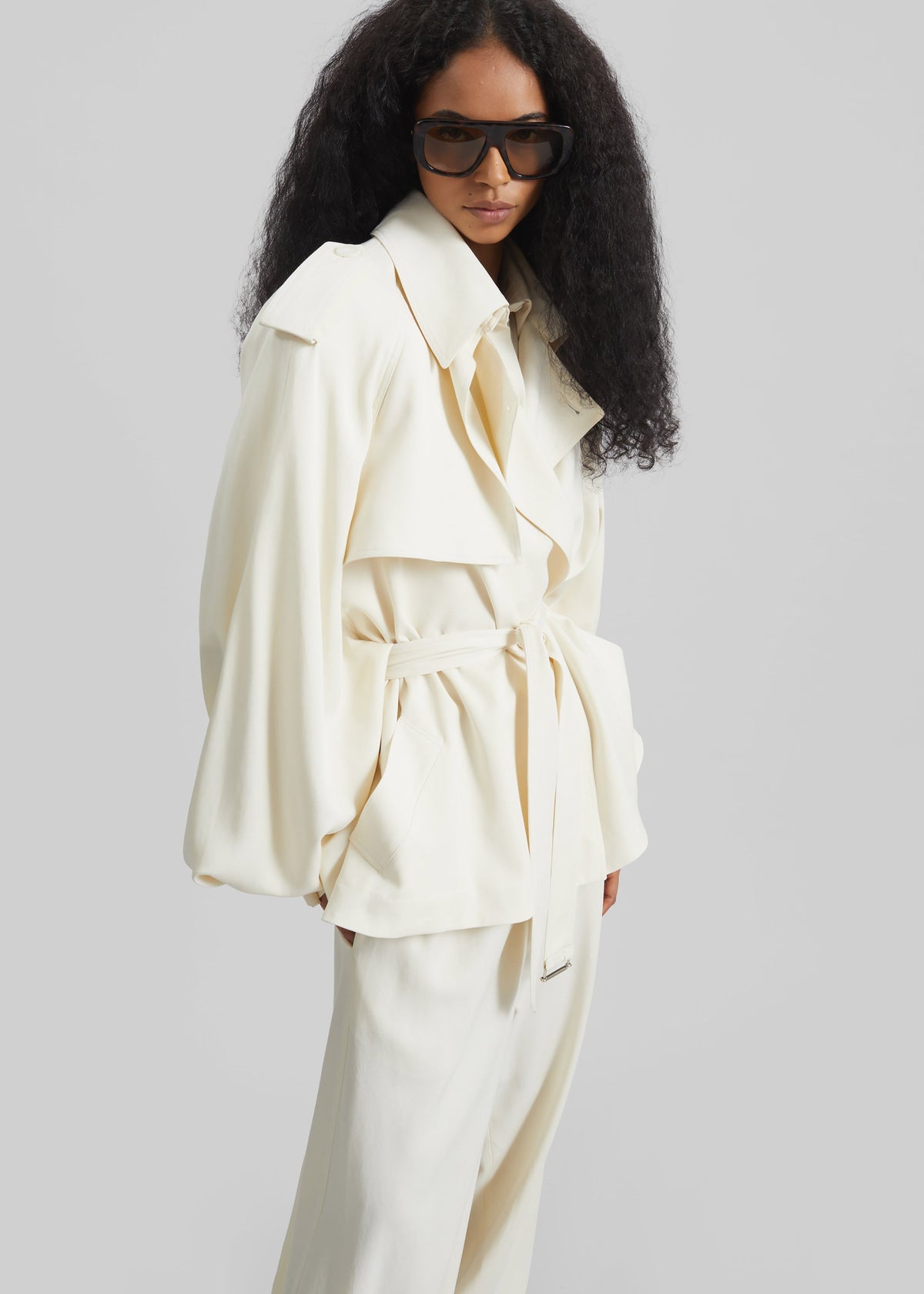 Elva Fluid Short Trench - Ivory - 8