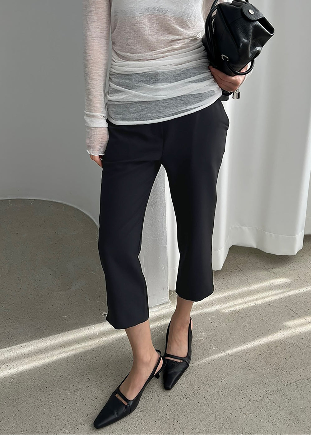 Emersyn Capri Pants - Black