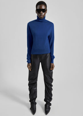Eve Thin Turtleneck Sweater - Blue