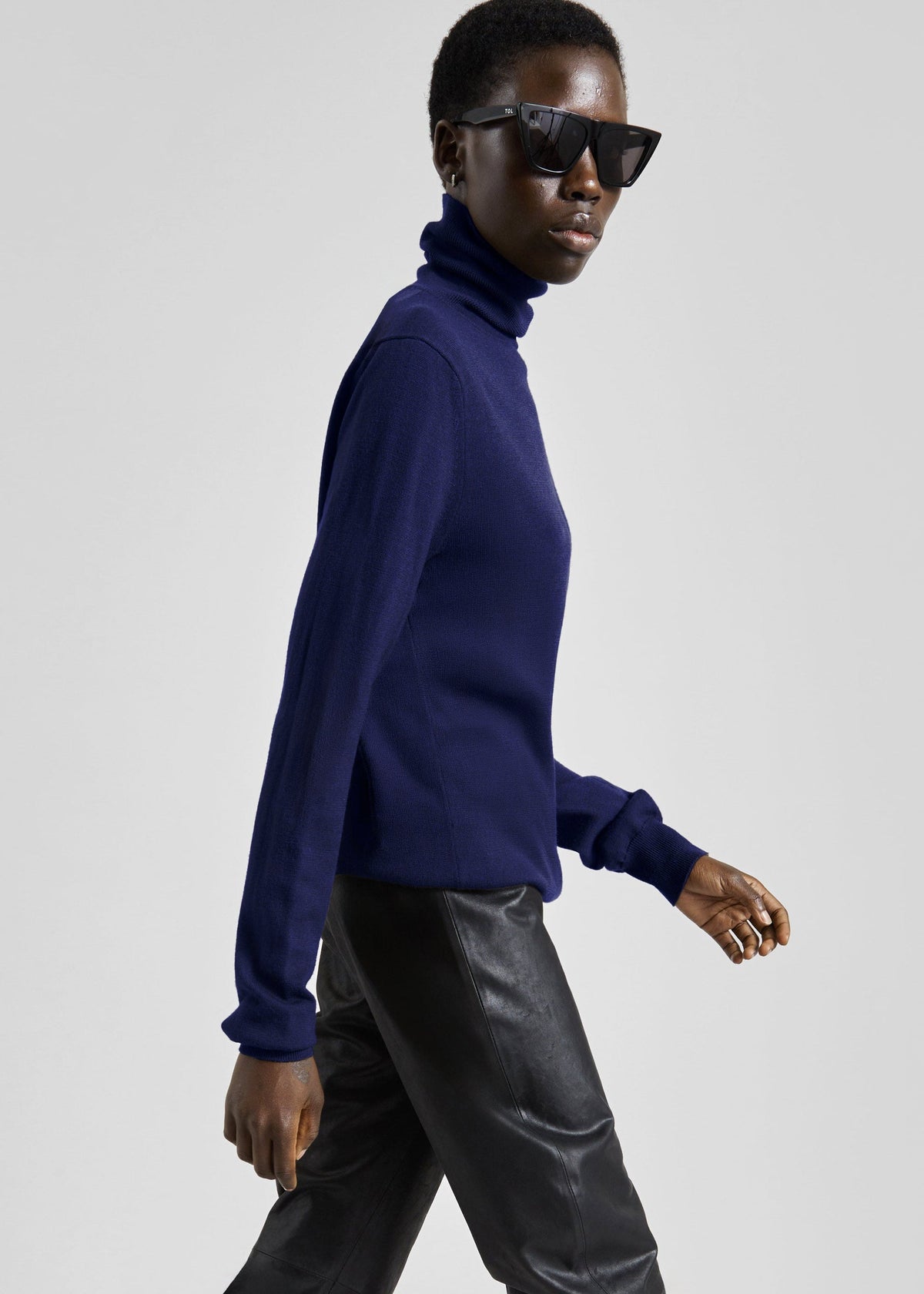Eve Thin Turtleneck Sweater - Blue - 2