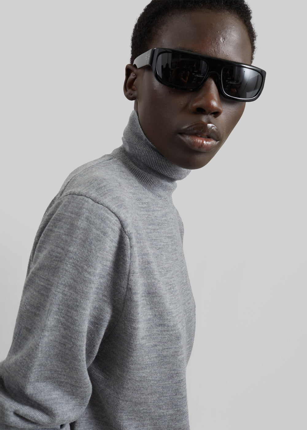Eve Thin Turtleneck Sweater - Light Grey - 1