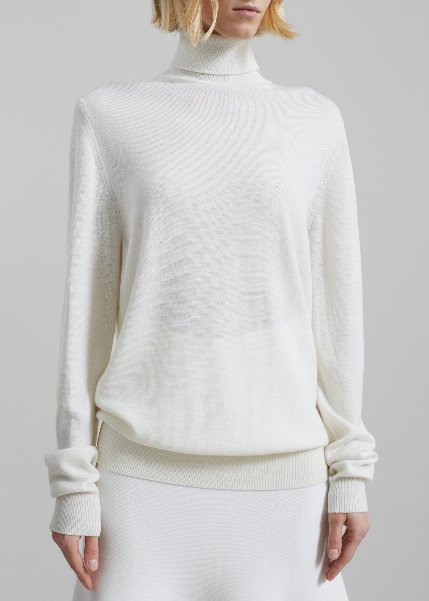 Eve Thin Turtleneck Sweater - Ivory - 1