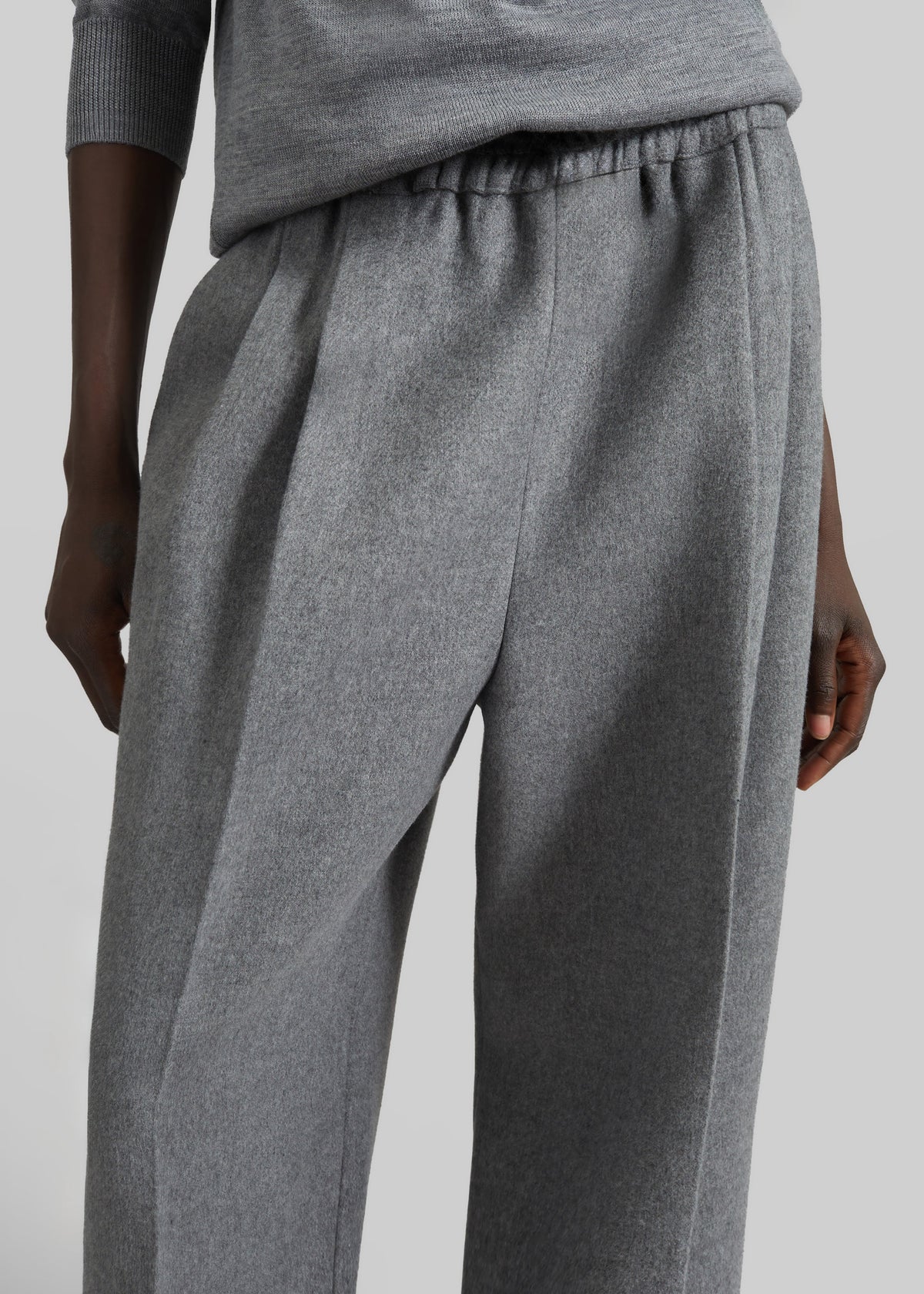 Finn Elastic Pleated Pants - Grey Melange