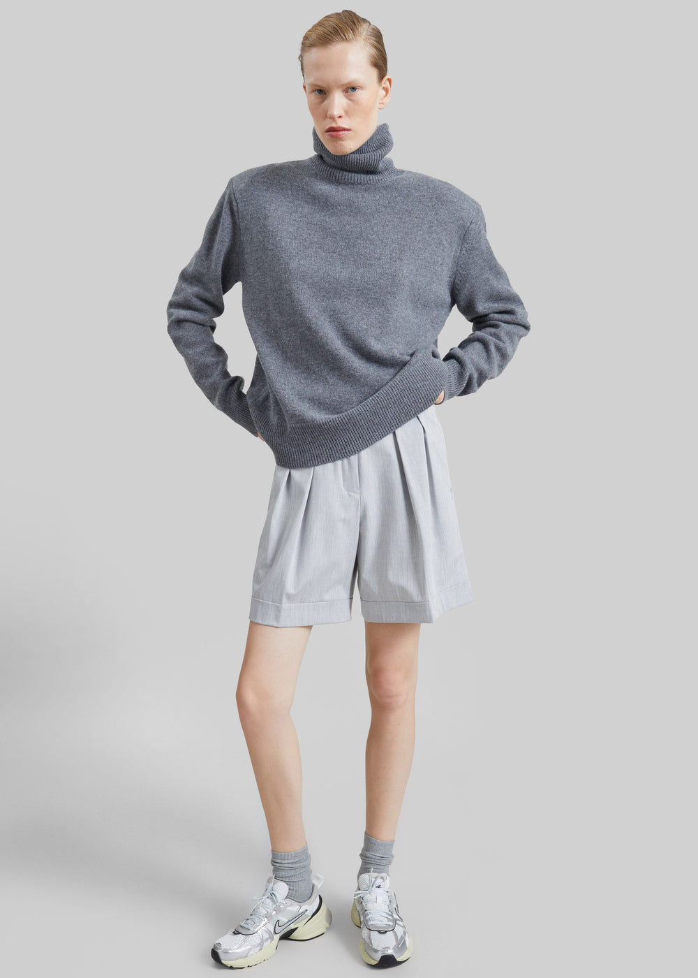 Pull col roulé Gala à épaulettes - Gris foncé - 1