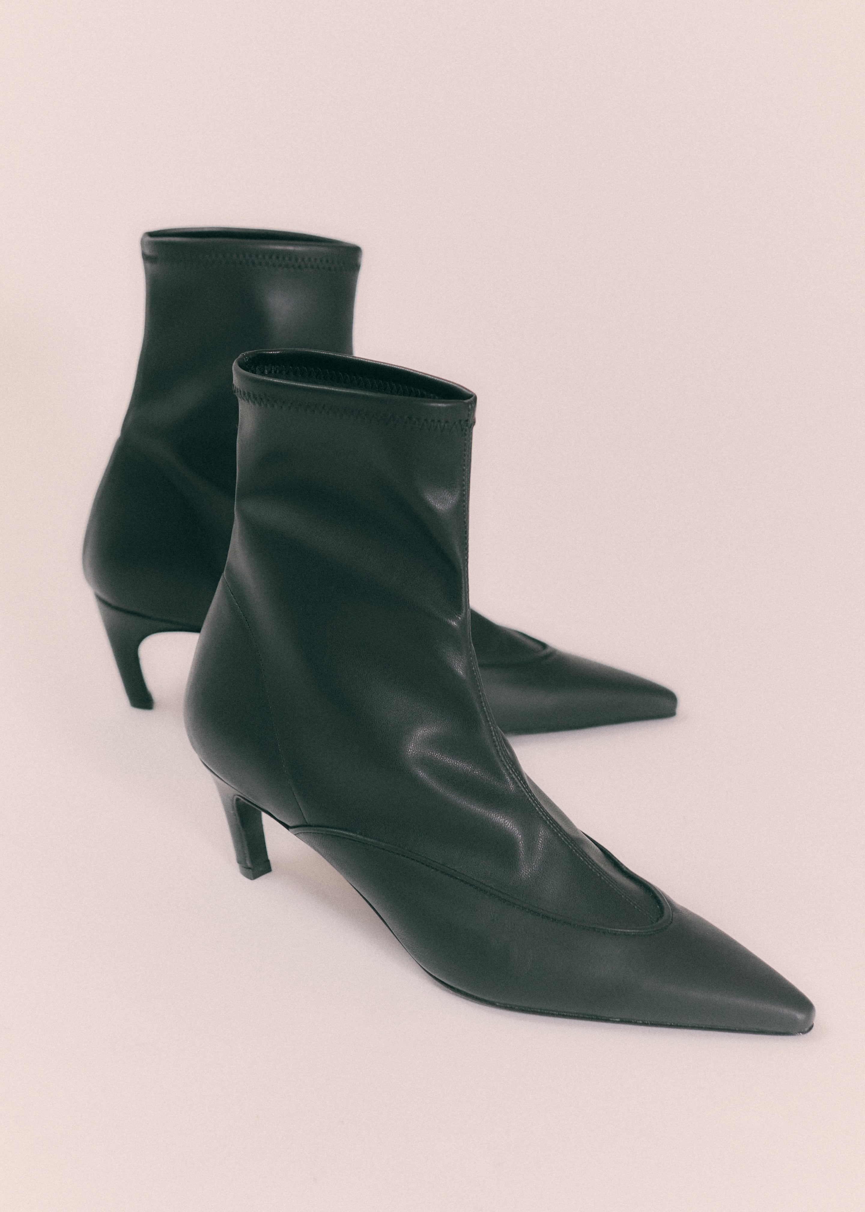 Gia Borghini X Heidi Bivens Hunter Boots - Black - 6