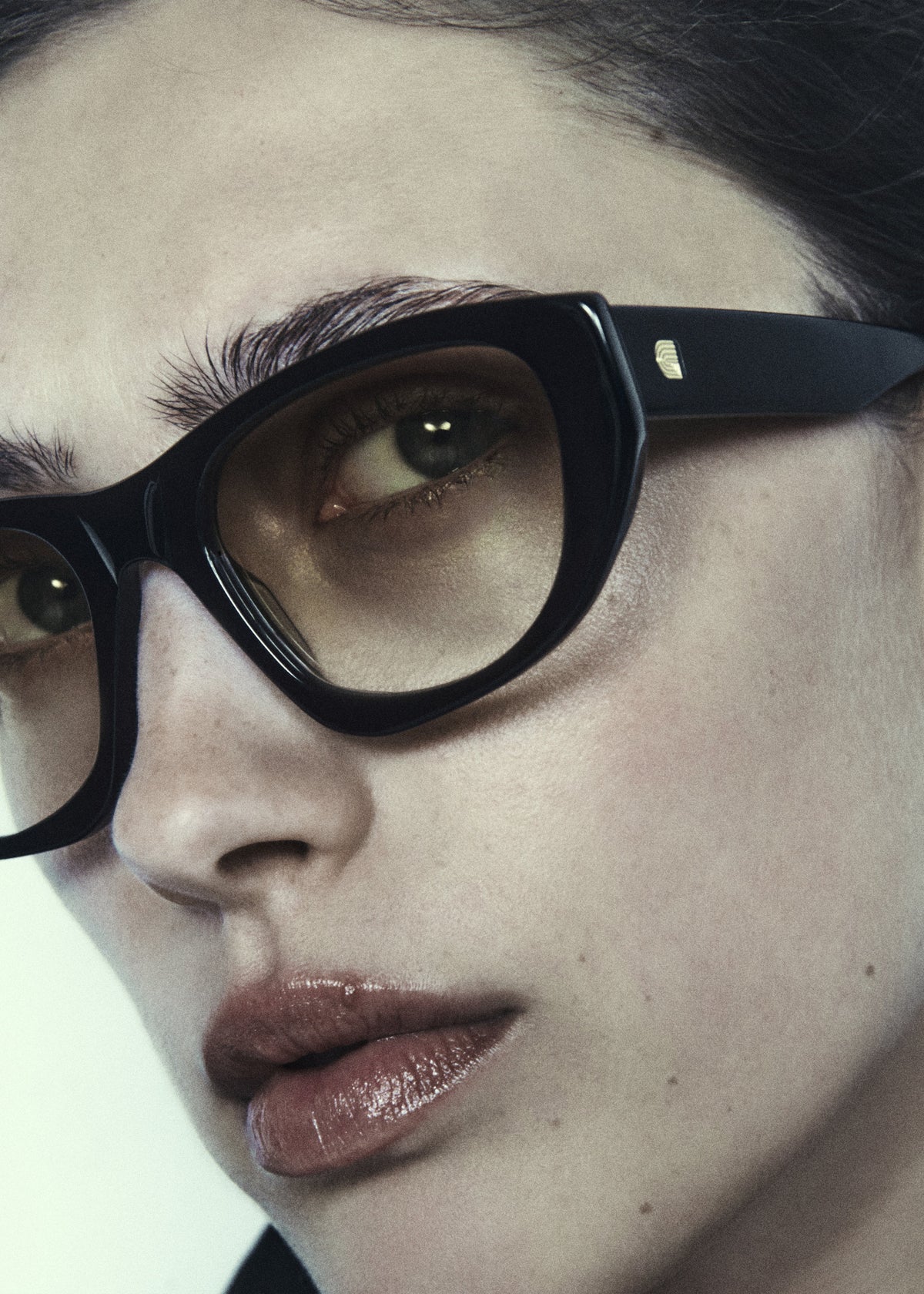 Gince Goods Classic Oval Sunglasses - Black/Yellow - 2