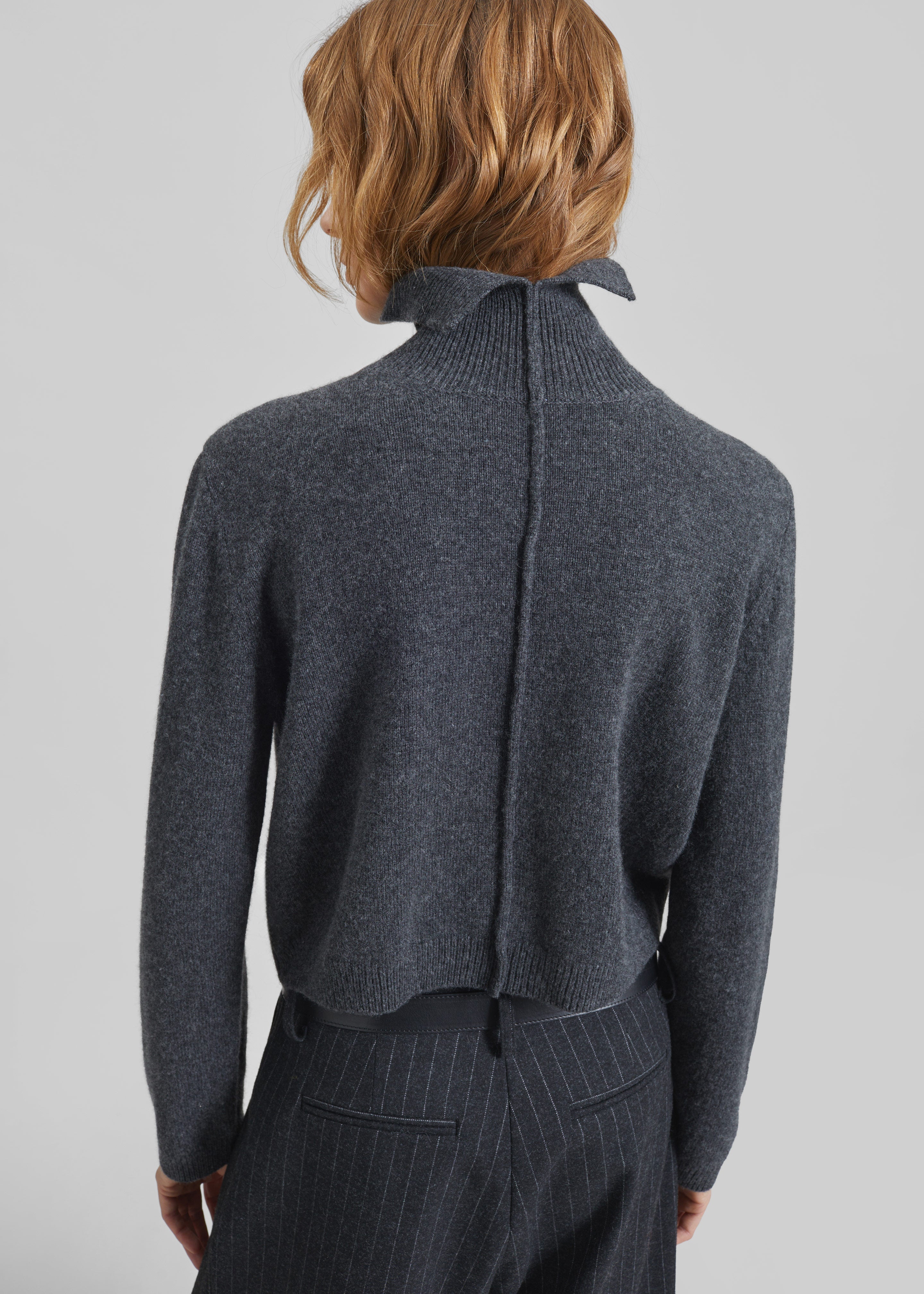 Grenaa Wool Turtleneck Sweater - Dark Grey - 2