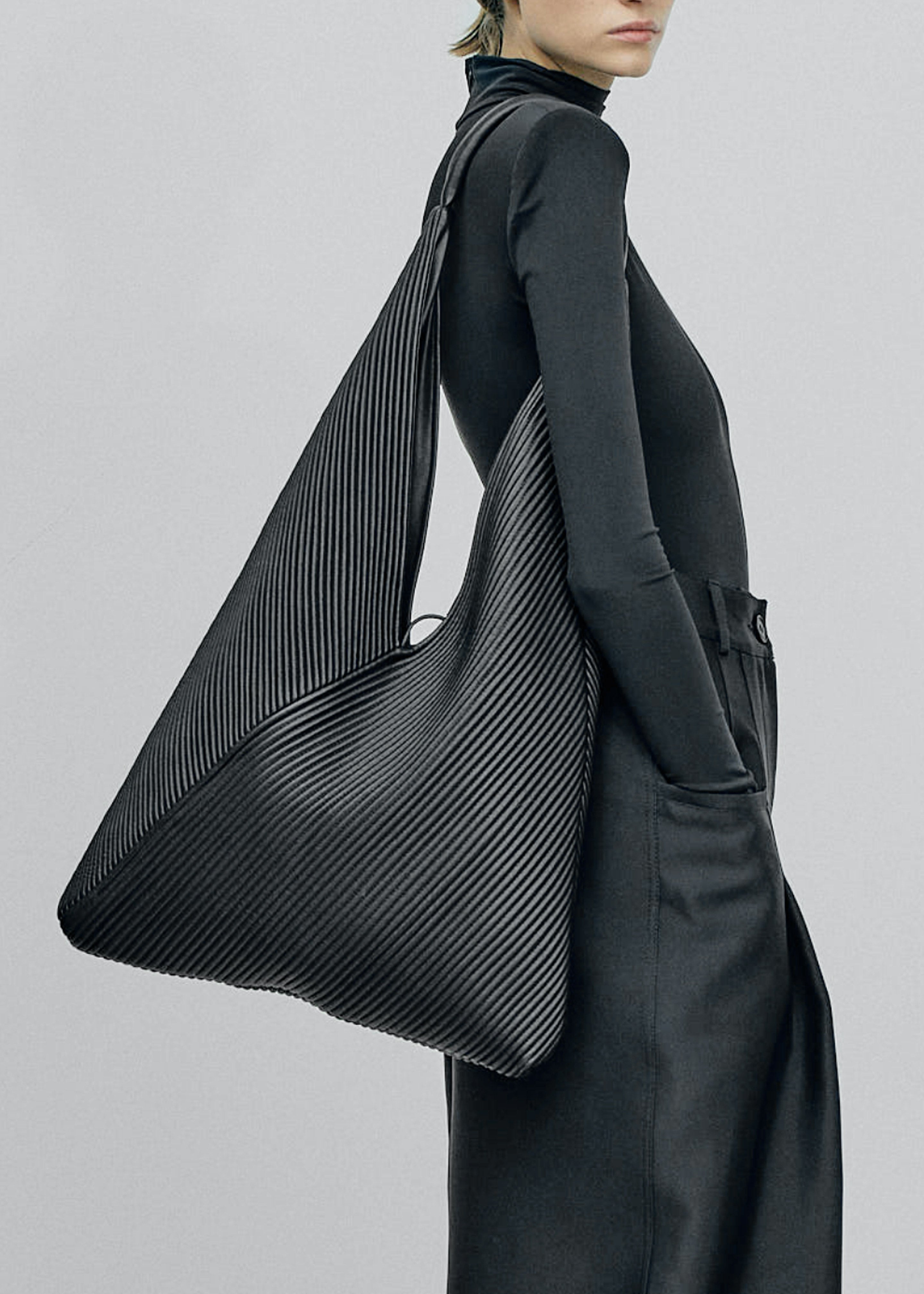 Gudu Bag #02 - Black - 1